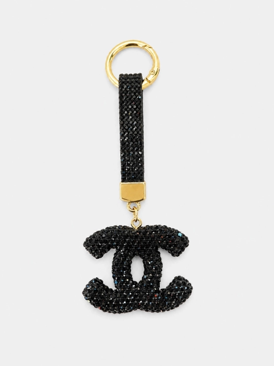 Брелок в стиле Chanel для женщин – аксессуар для ключей и сумки