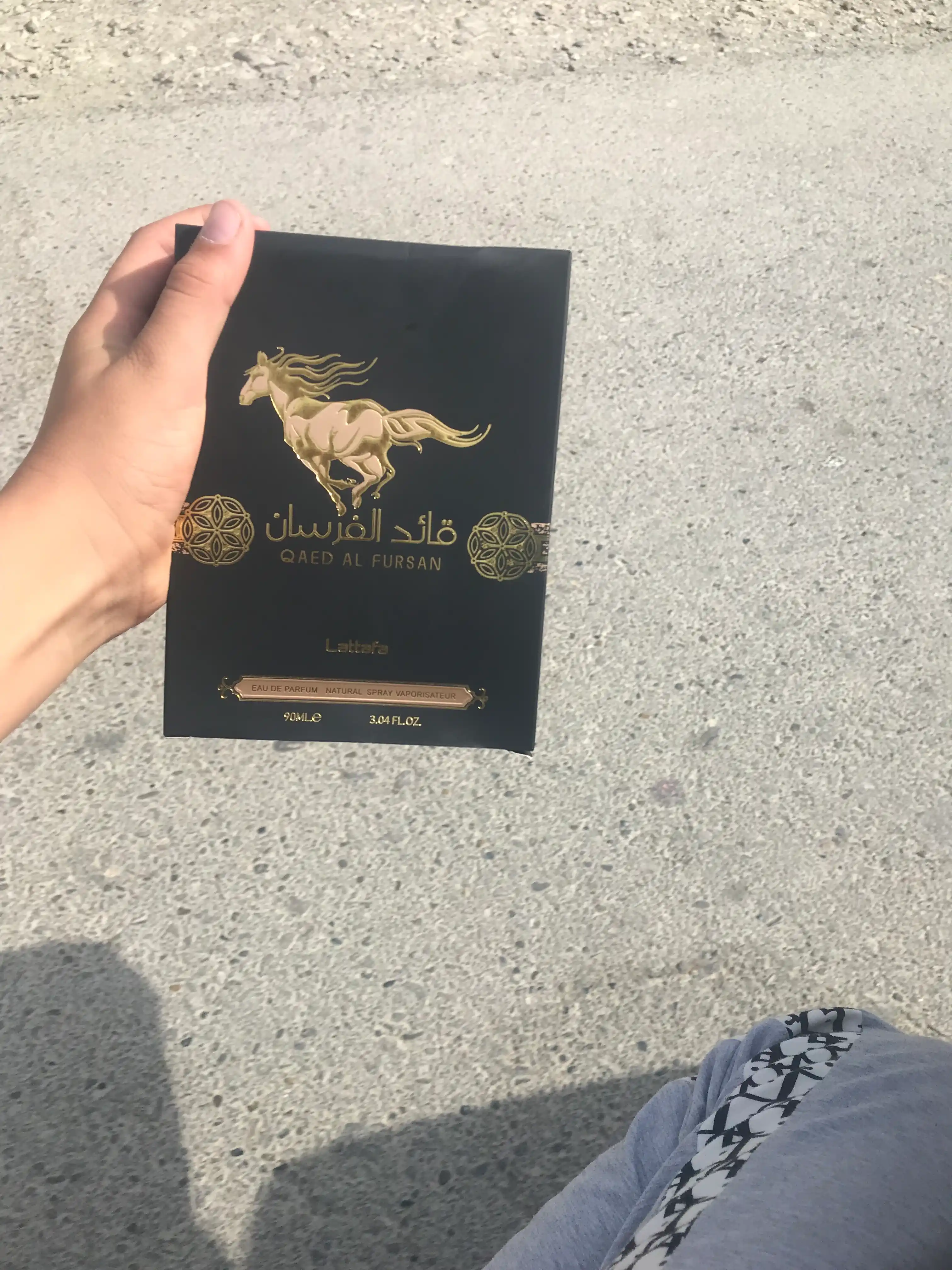 Qaed Al Fursan Lattafa atirlari 90 ml erkaklar uchun yengil yangi ifor