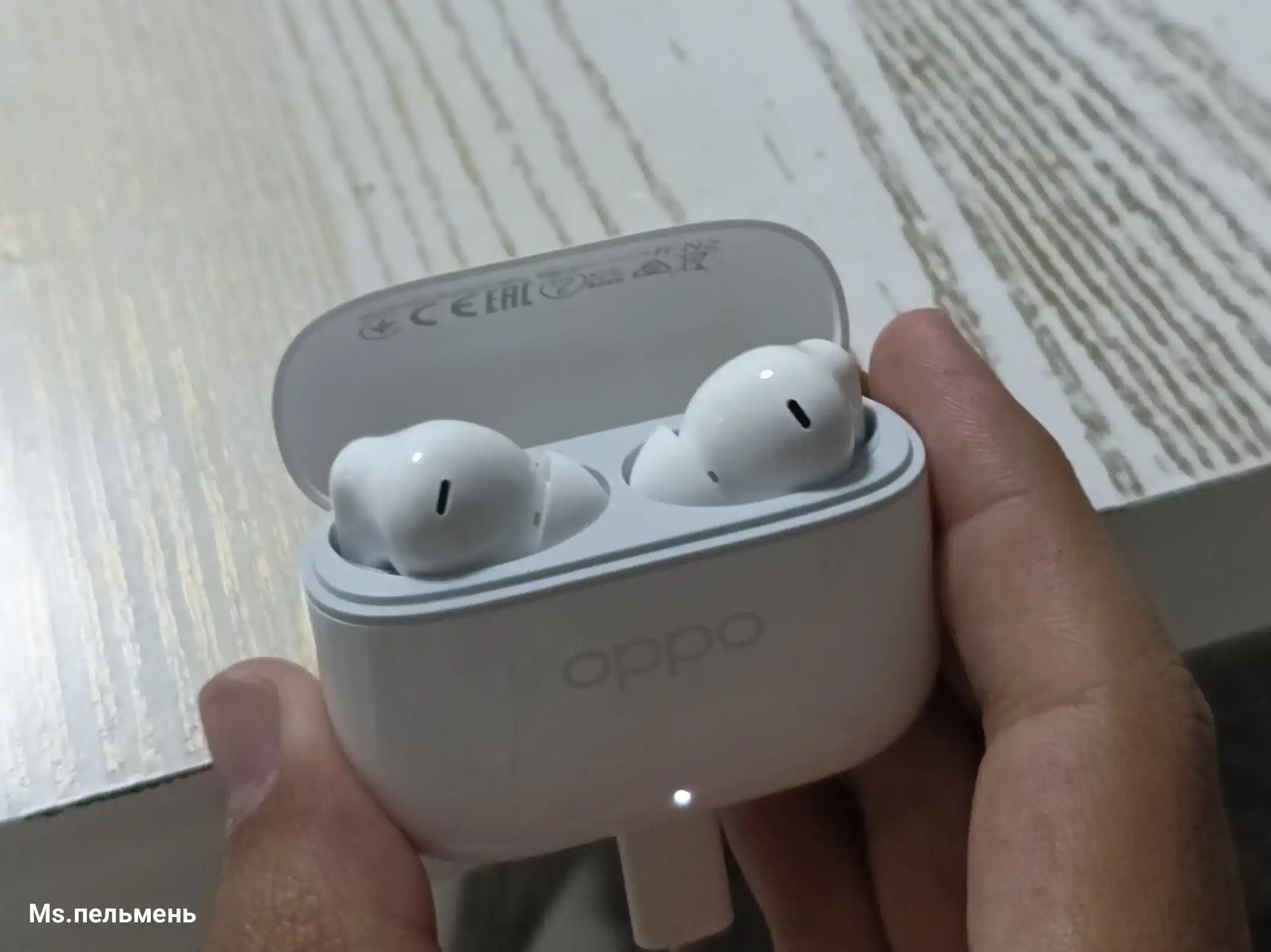 Oppo enco buds 3pro, rangi oq/qora, Simsiz naushniklar