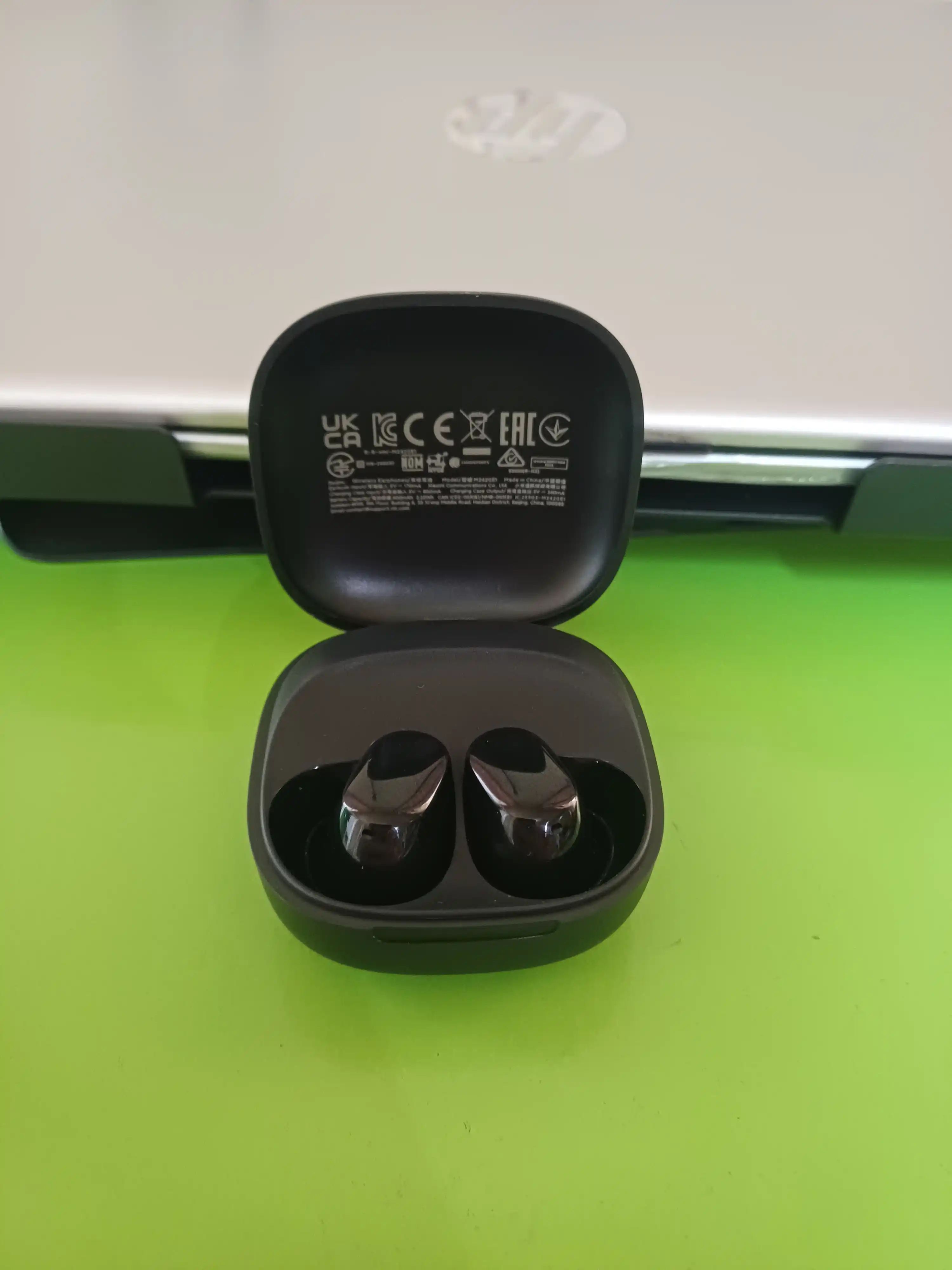 Redmi Buds 6 Play simsiz quloqchinlari, iPhone va Android uchun, suv o‘tkazmaydigan IPX4