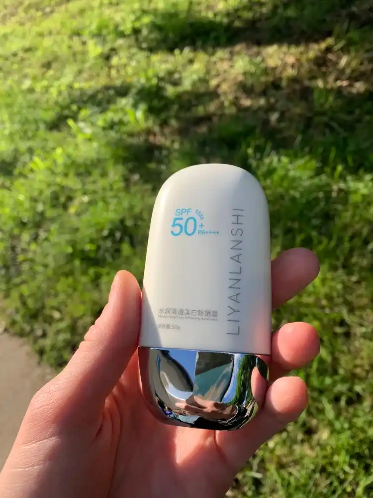Quyoshdan himoya qiluvchi krem SPF 50 yuz va tana uchun, orginal spf krem