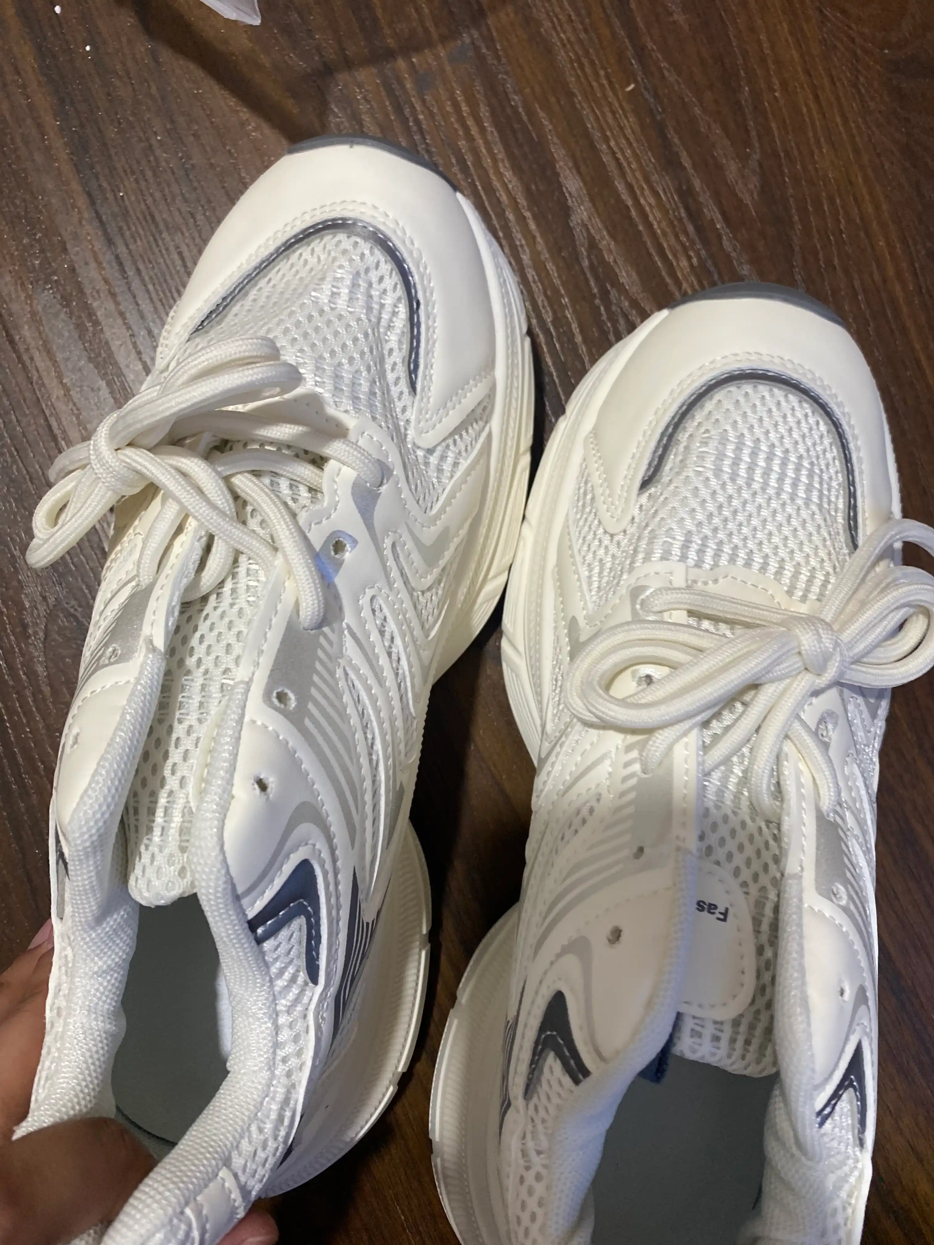 Ayollar uchun kuzgi krossovkalar, new balance uslubida krasofka o‘lchamlari 35-41