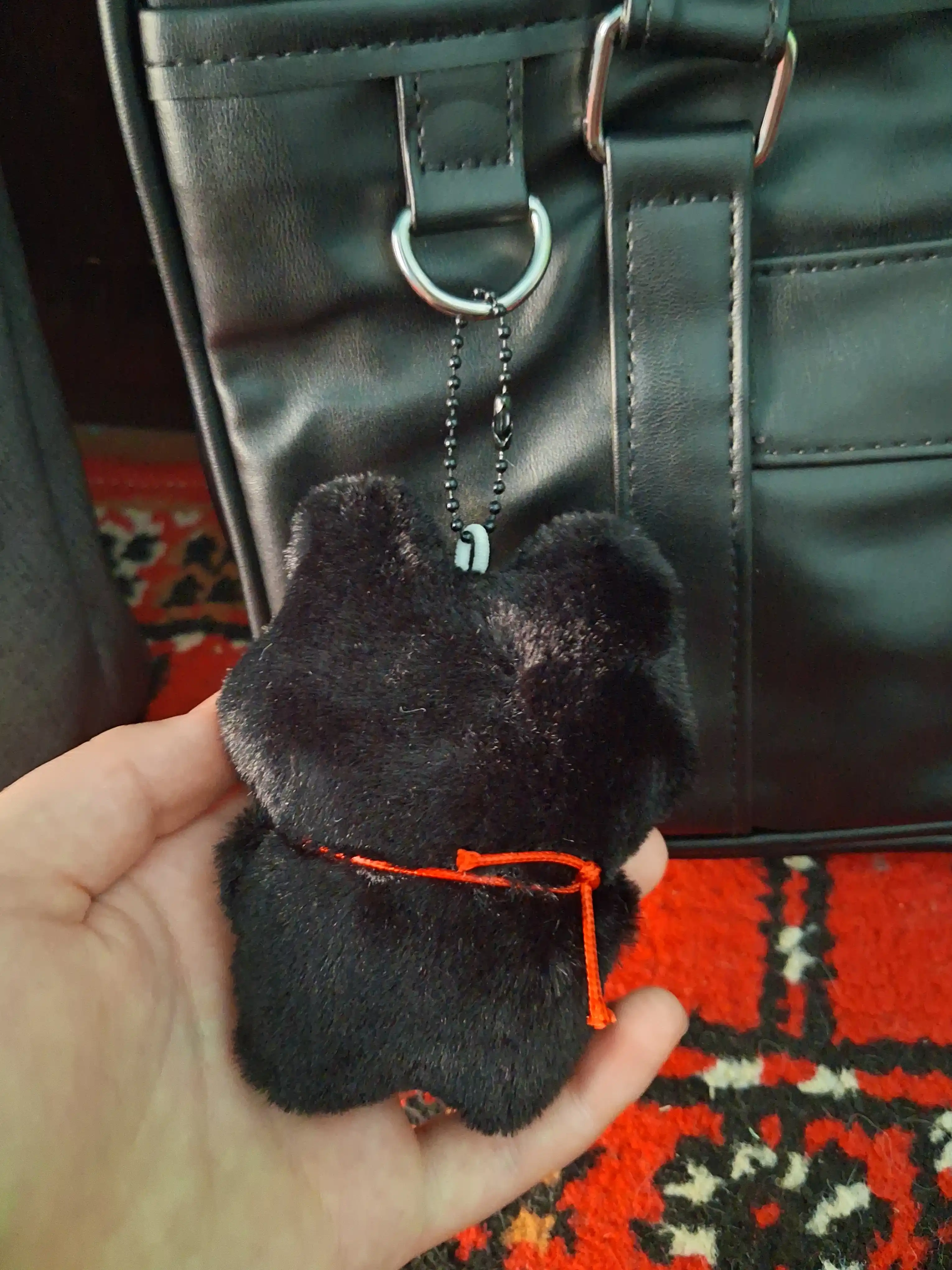 Мягкий игрушечный брелок – удобный аксессуар для ключей и сумки