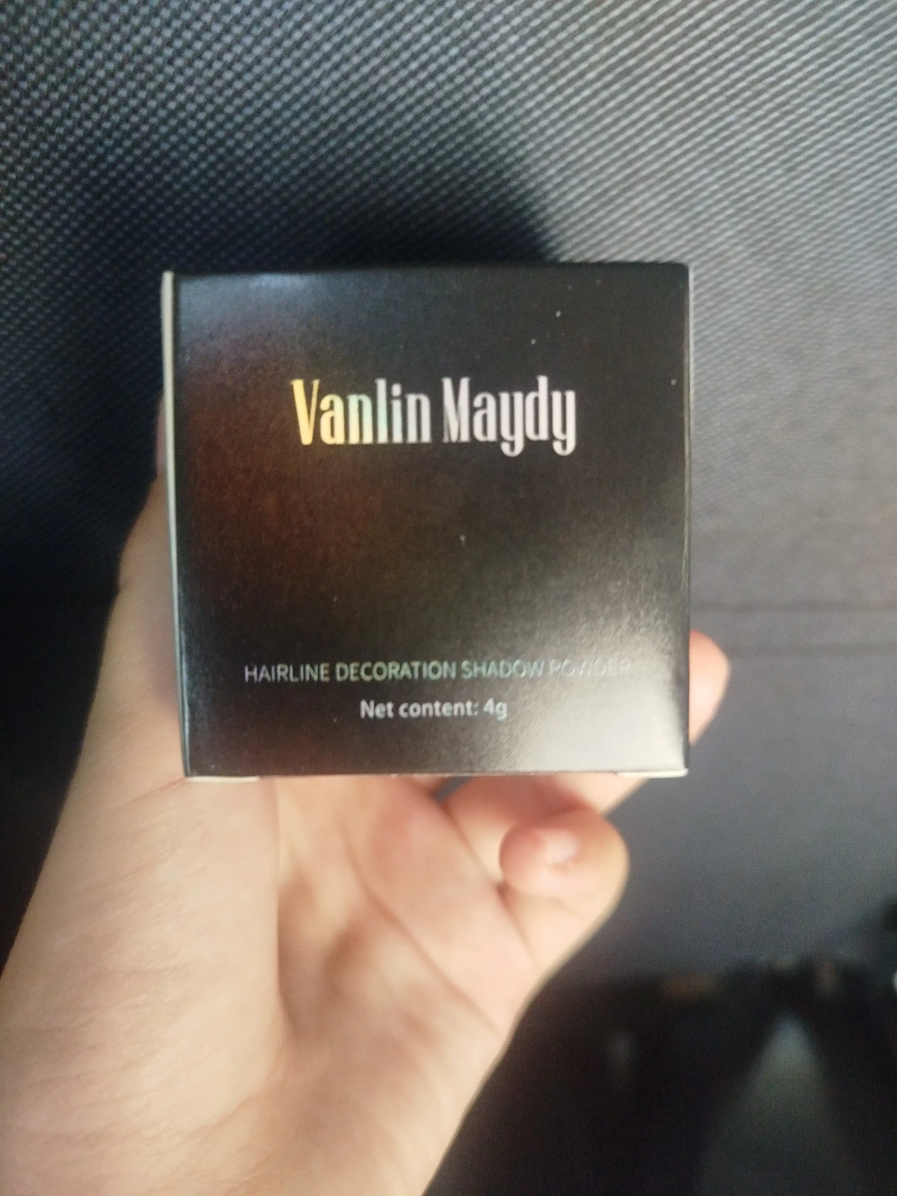 Oqargan sochlar, soqol, qoshlarni yopish uchun kukun, 4g