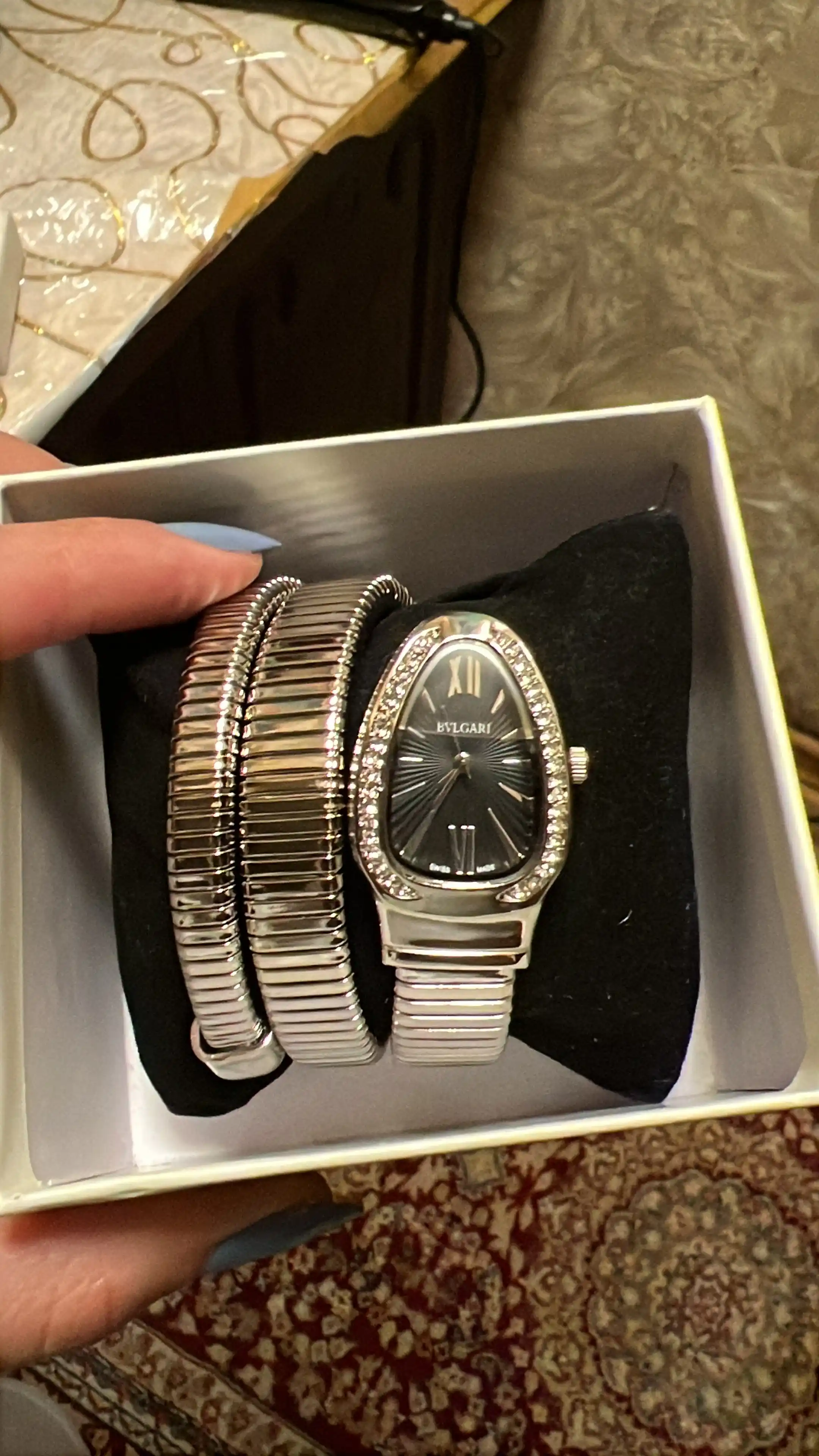 Bvlgari ayollar qo‘l soati – elegant dizayn