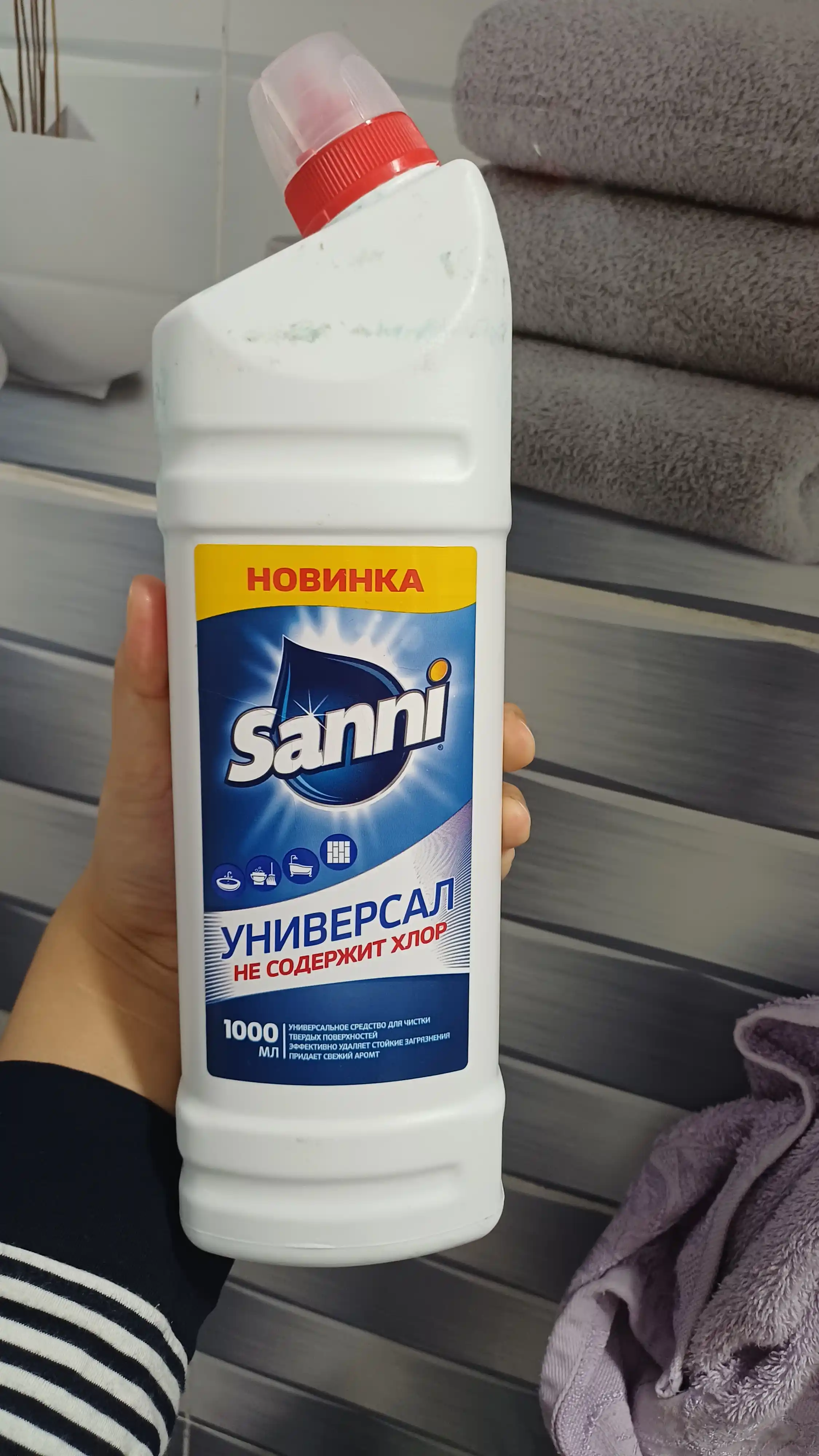 Жидкость для чистки твердых поверхностей Universal sanni, 1000 мл