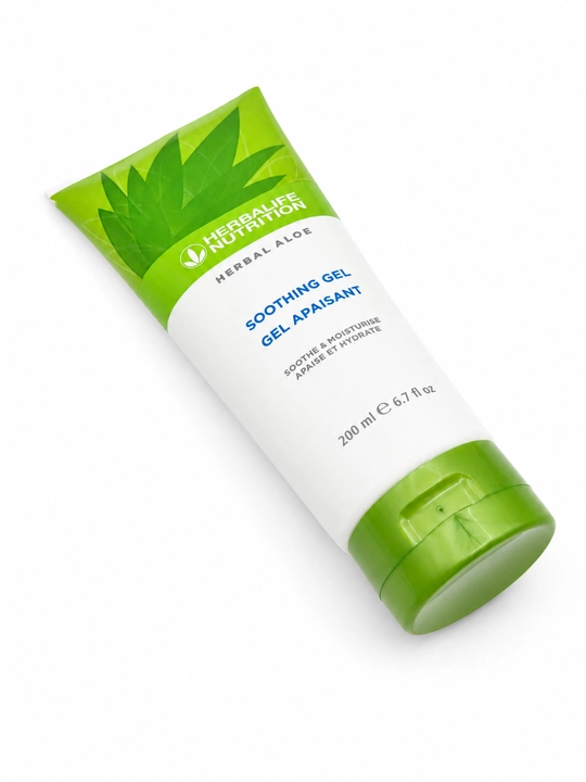 Herbalife Herbal Aloe terini tinchlantiruvchi va namlantiruvchi aloe geli, 200 ml