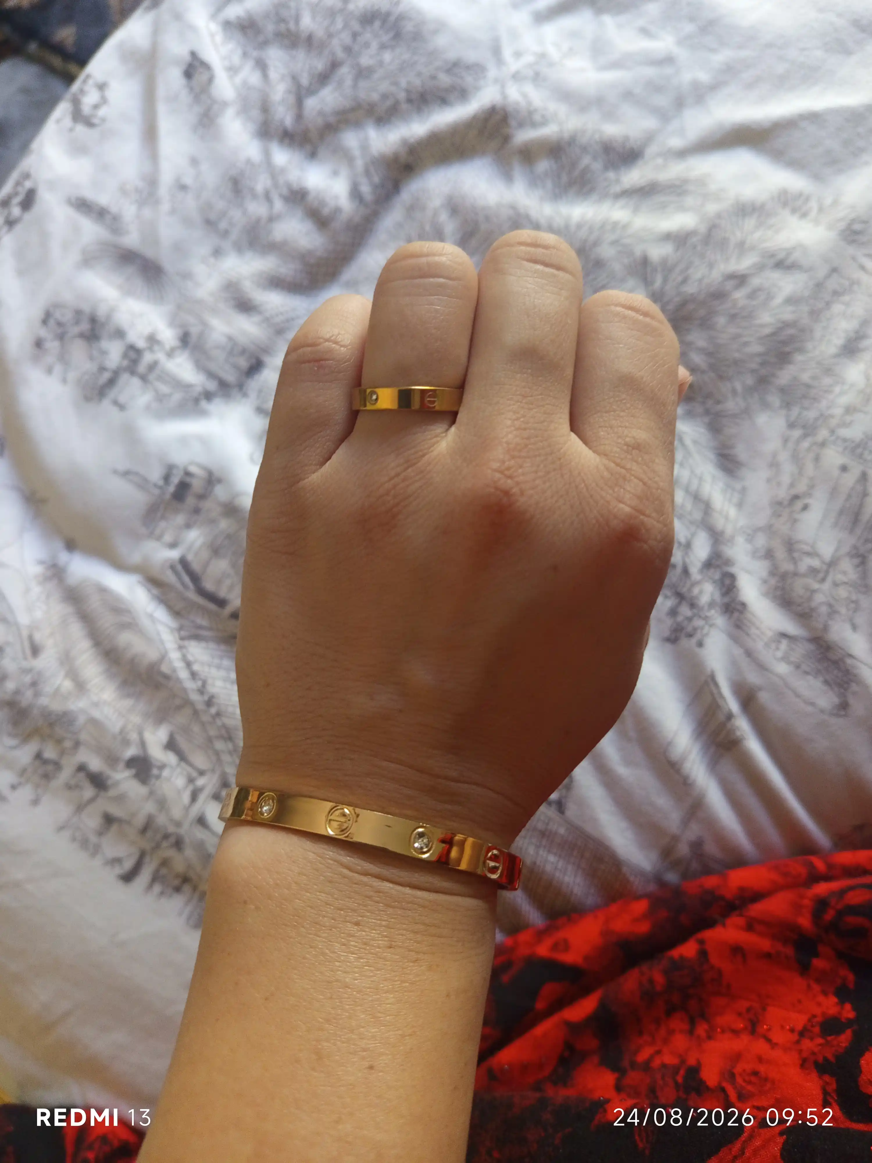 Женский браслет с кольцом Cartier Love, Cartier Clash, Cartier Nail, Bvlgari, Vanclef