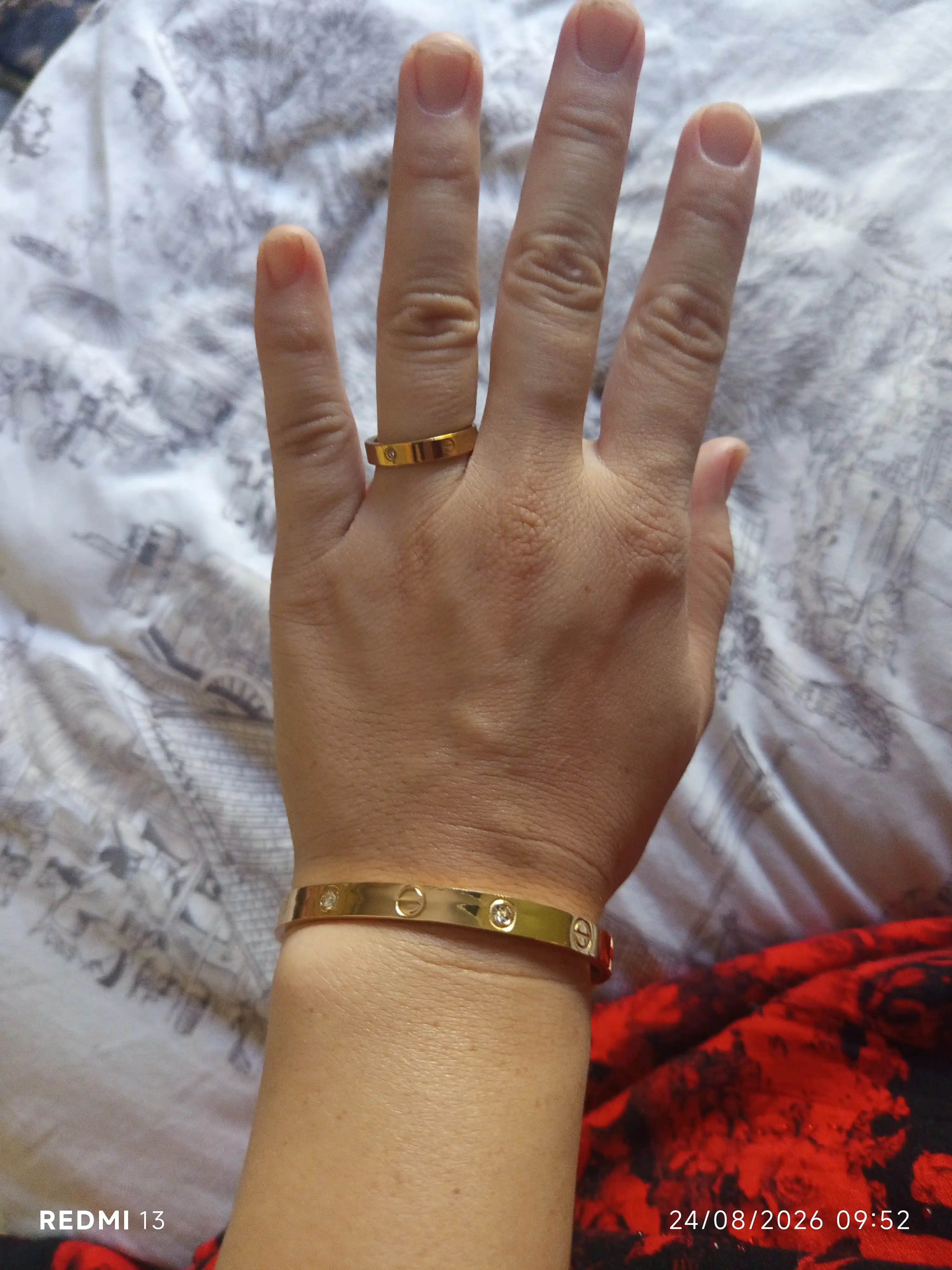 Женский браслет с кольцом Cartier Love, Cartier Clash, Cartier Nail, Bvlgari, Vanclef