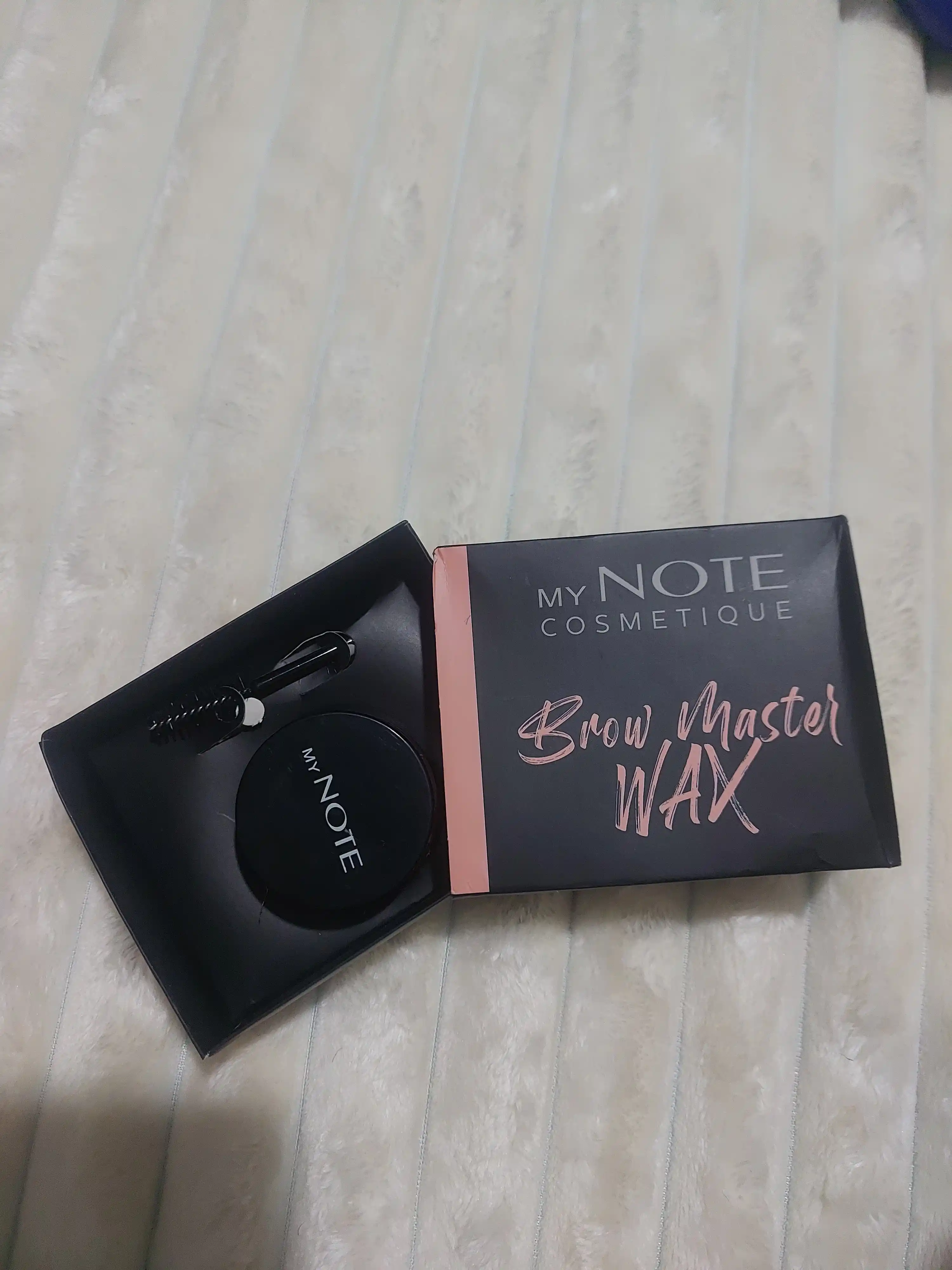 NOTE фиксатор для бровей Brow Master Wax