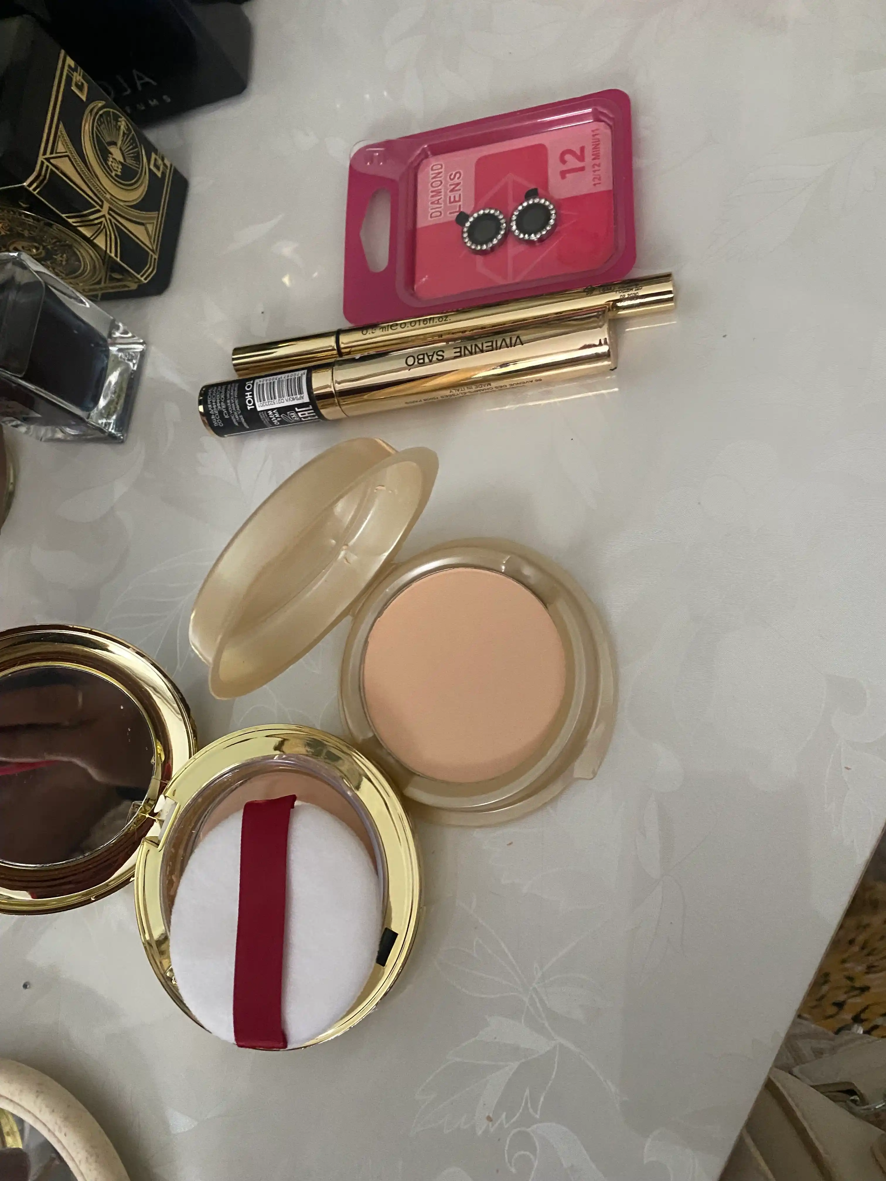 Cabaret Premiere Mascara ultra qora, suvga chidamli, uzoq saqlanuvchi tush va podvodka
