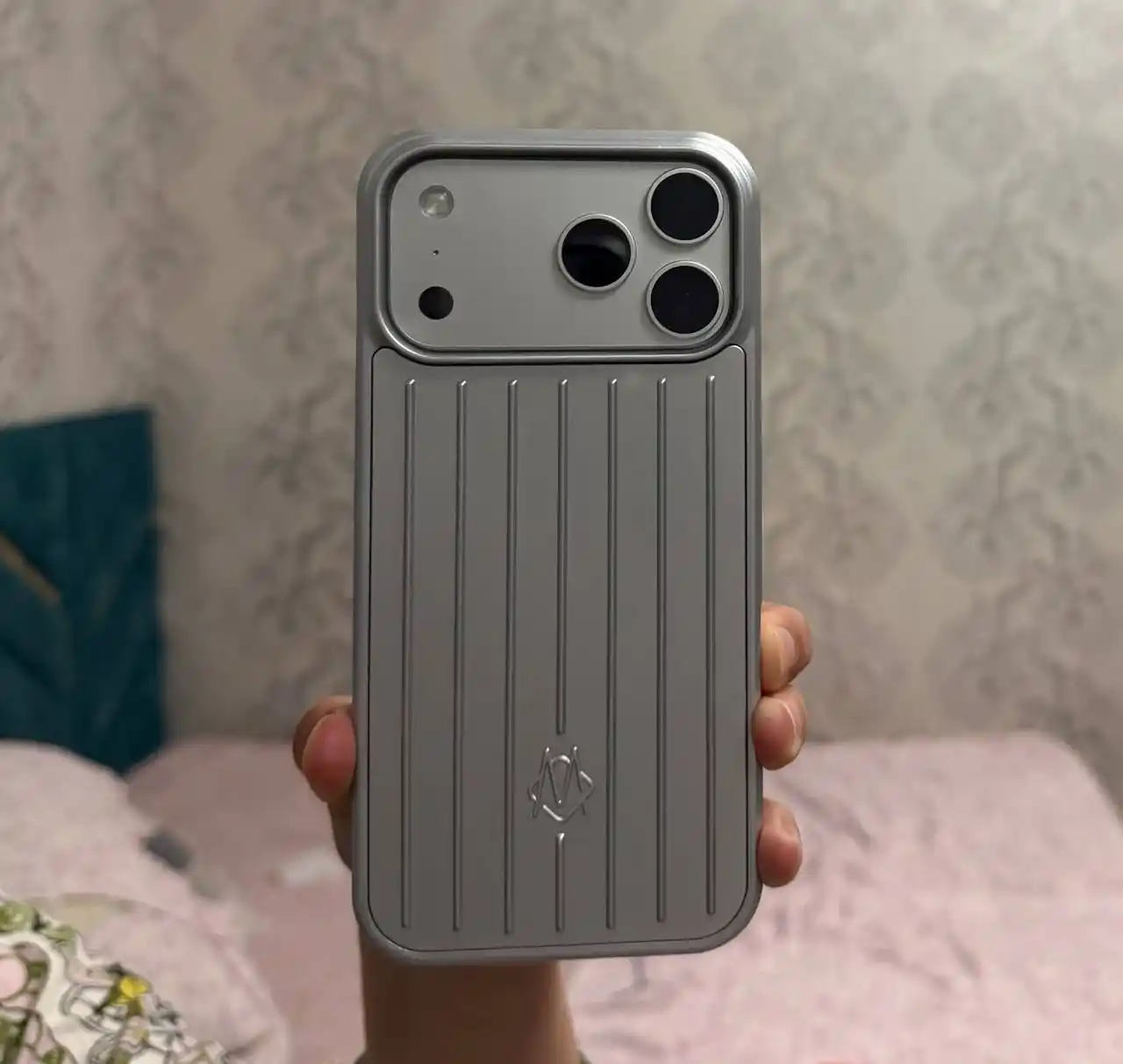 Чехол для iphone 17, 17 Pro и Pro Max стильный защитный, Rimowa