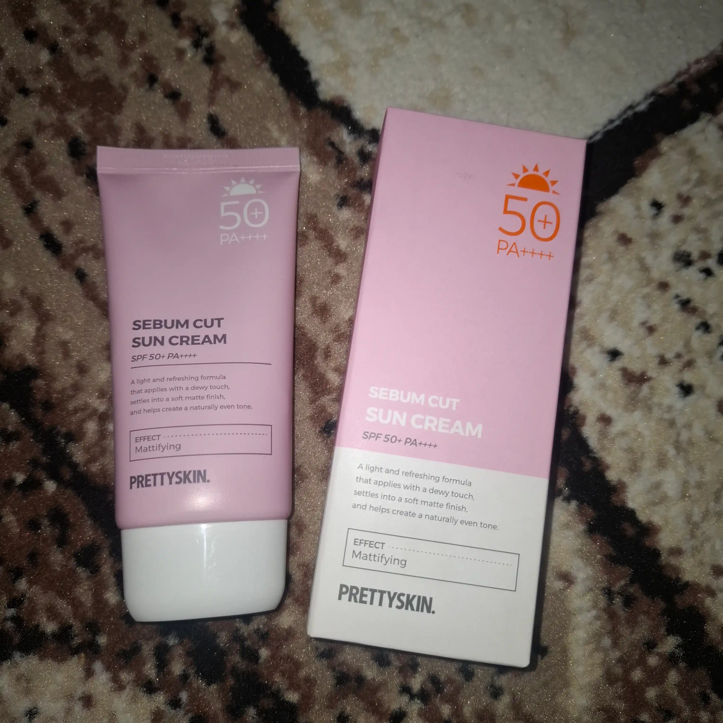 Pretty Skin Yuz uchun namlovchi, quyoshdan himoyalovchi krem SPF50+ PA++++ 4 xil, 70 ml