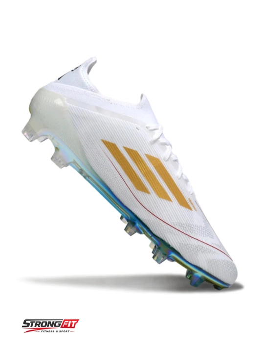 Adidas F50 Elite futbol butsasi, temir tishli, Mohamed Salah maxsus nashri