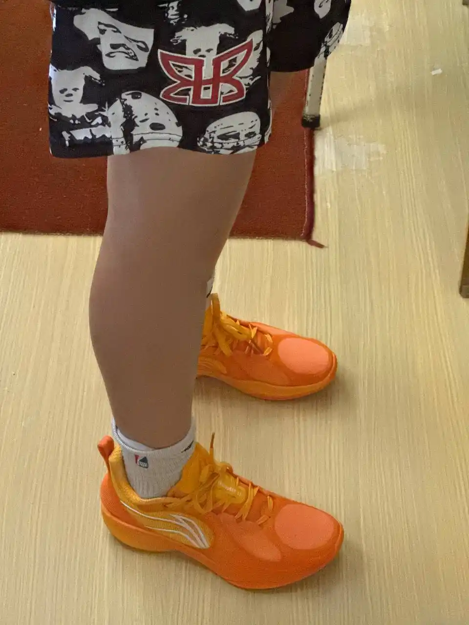 Erkaklar uchun basketbol krossovkalari Li-Ning