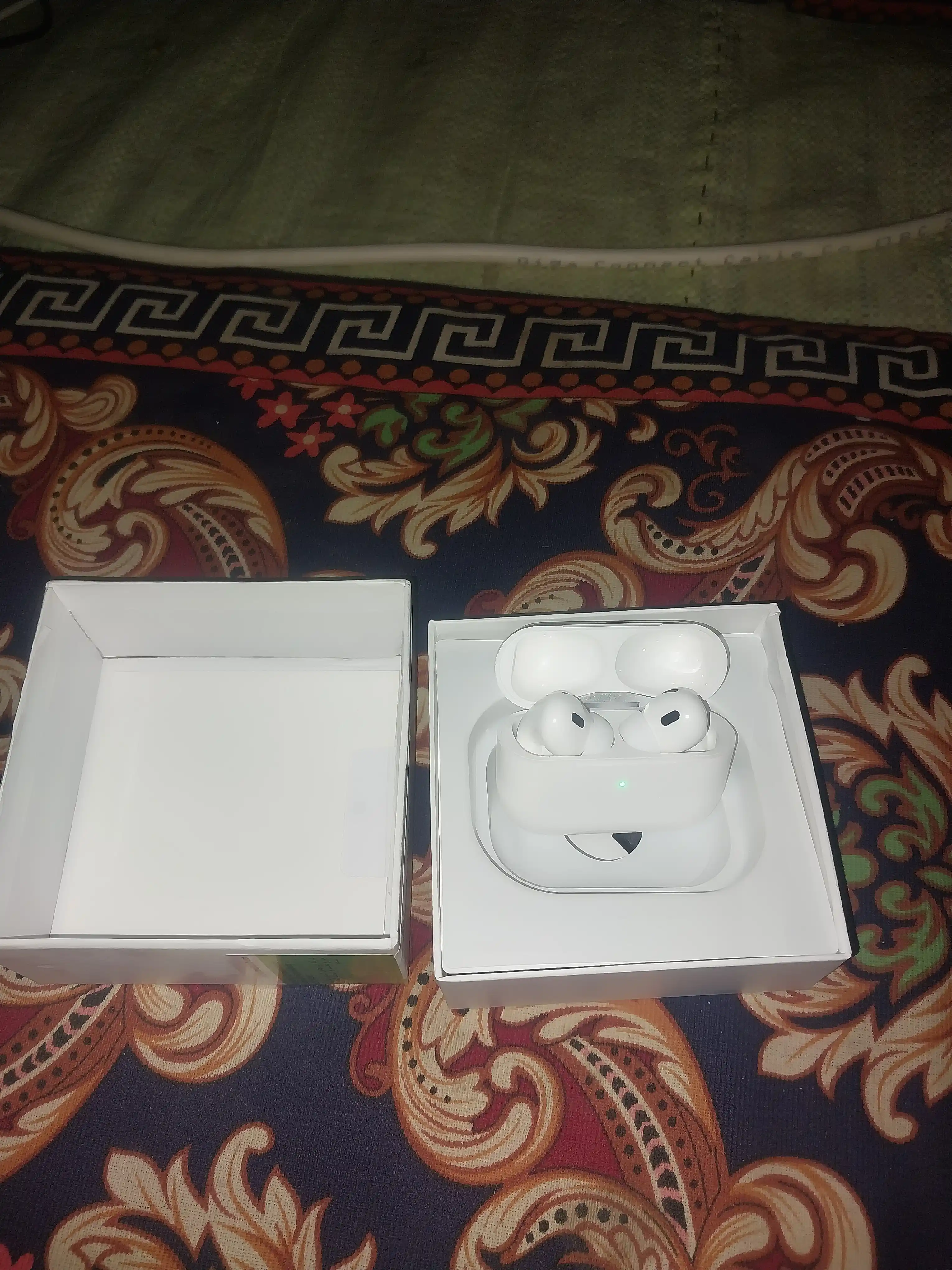 Pods 4 Air, Pods Pro 2, Air, Pods 4 simsiz quloqliklari
