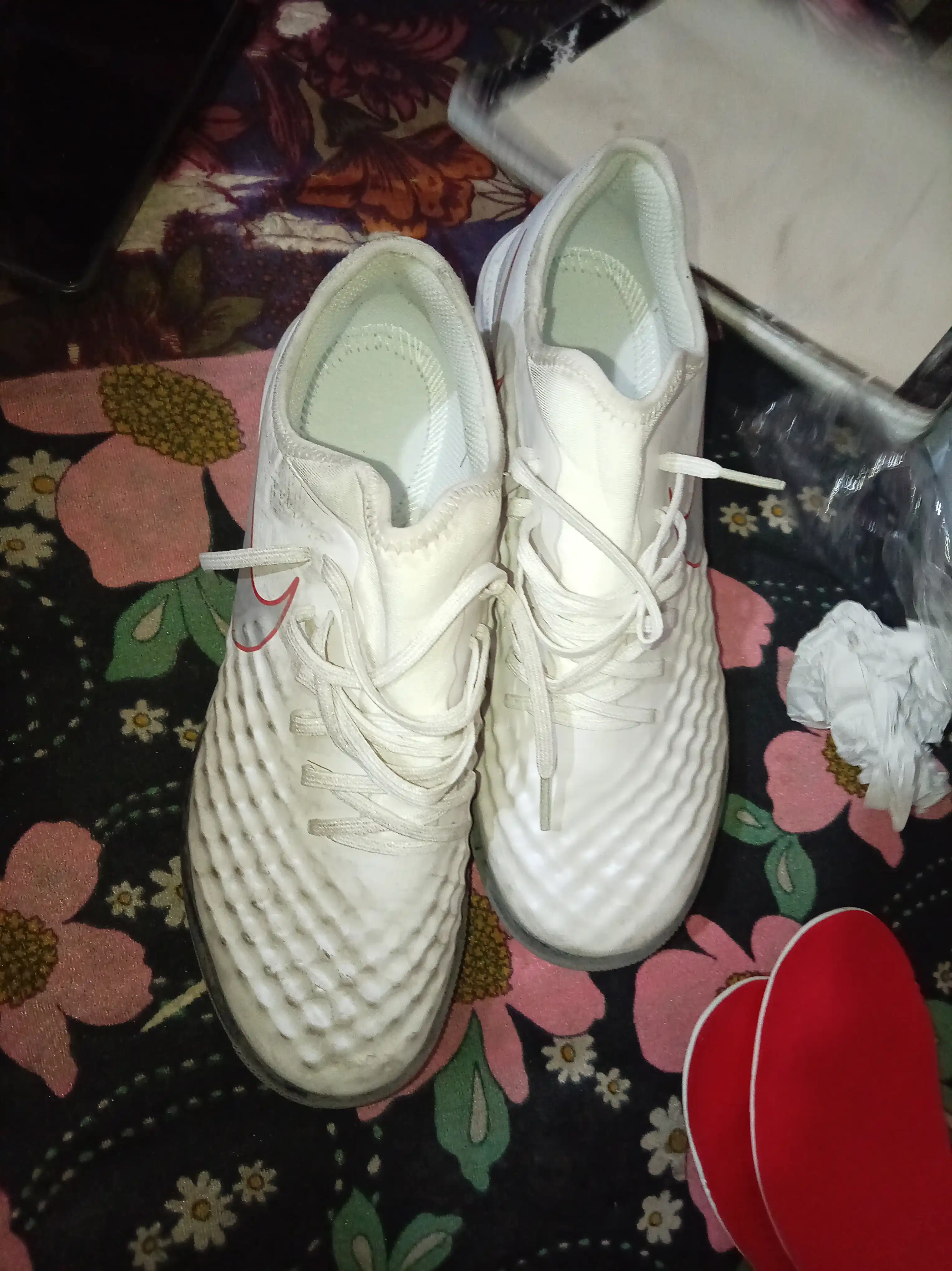 Футбольные сороконожки Magista (TF газон)