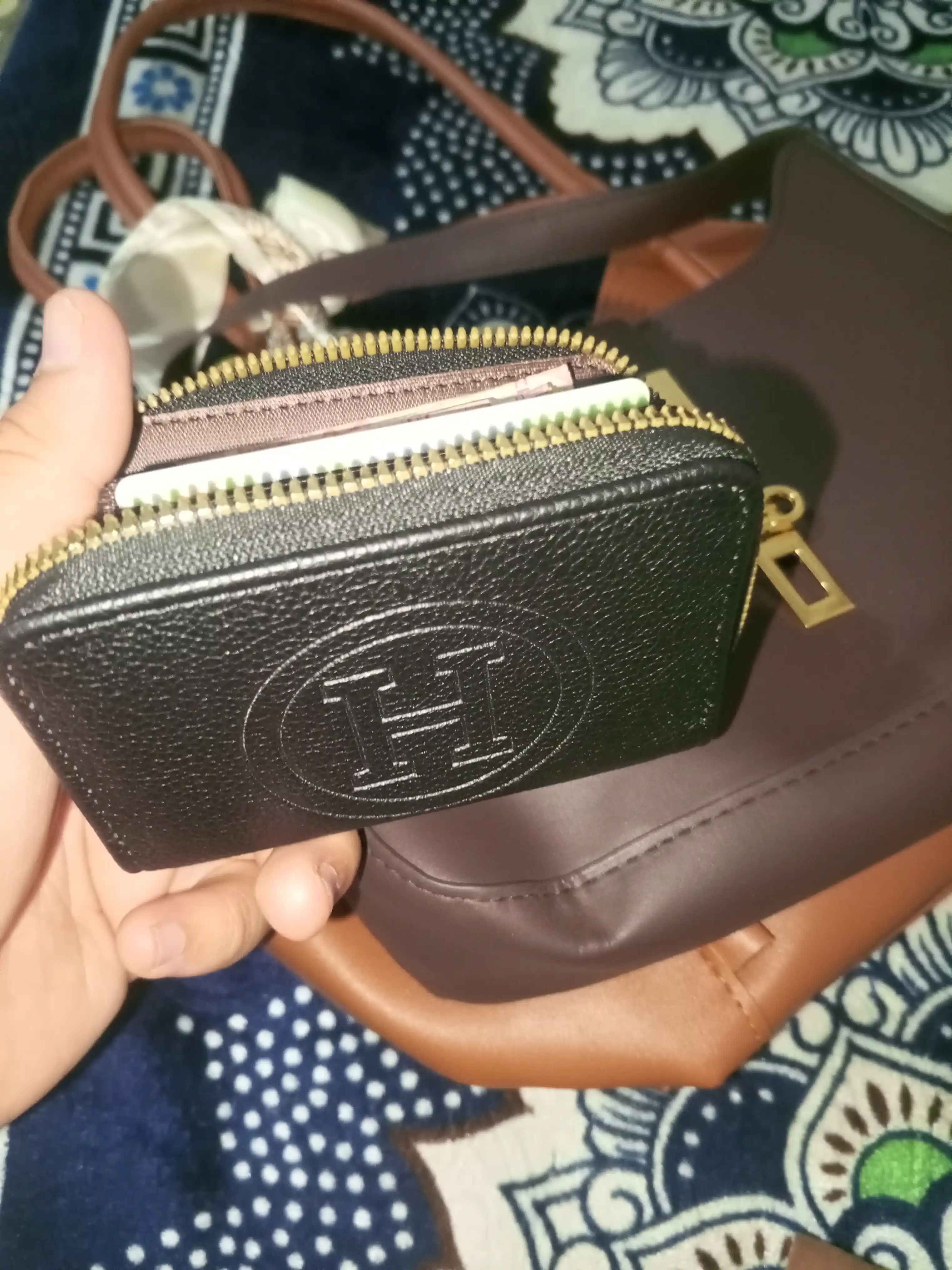 Ayollar hamyoni - kartalar, pul va tangalar uchun joy, 11 sm*8 sm*2.8 sm, ayollar hamyoni