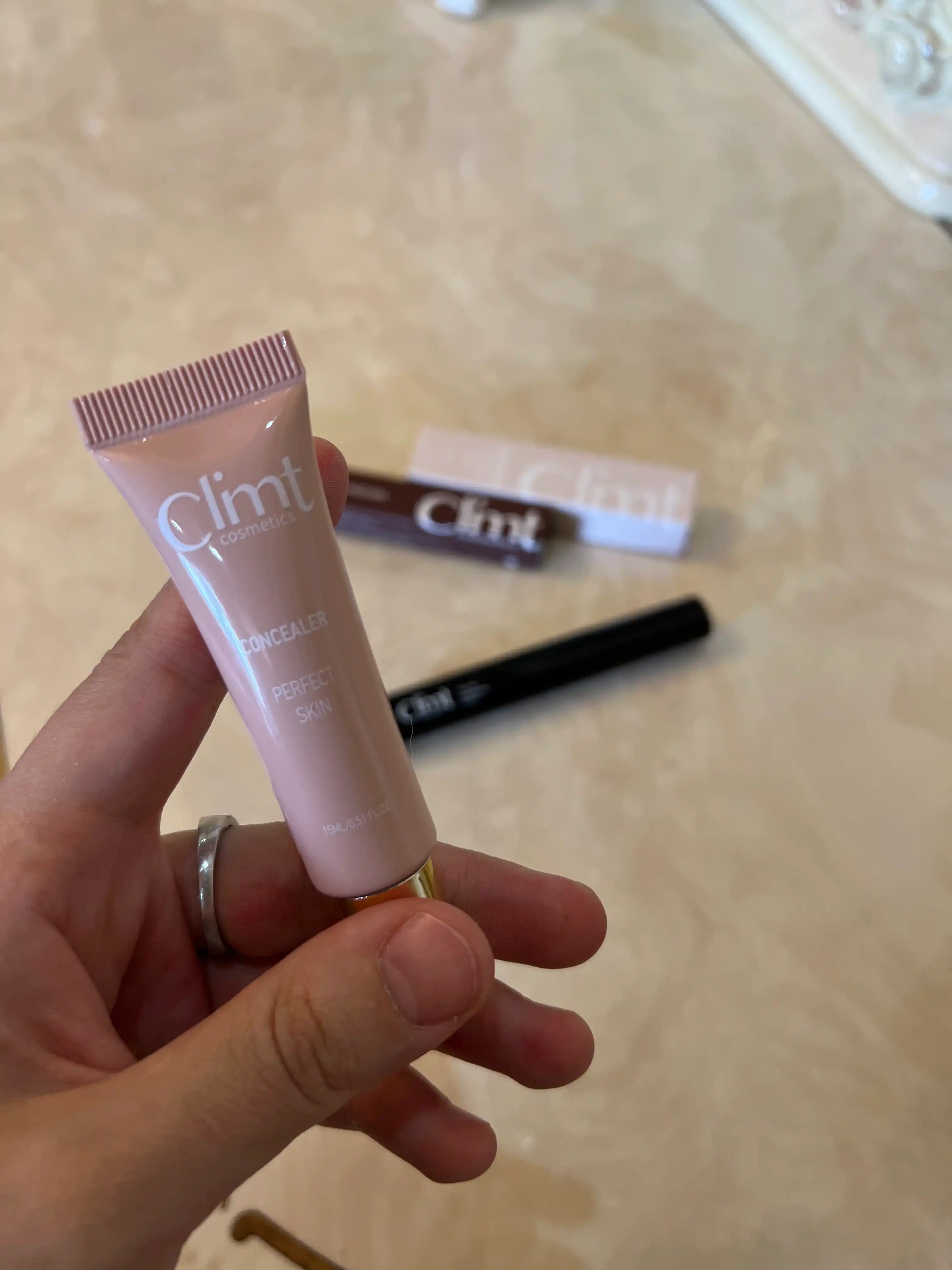 Консилер для лица и глаз Climtcosmetics