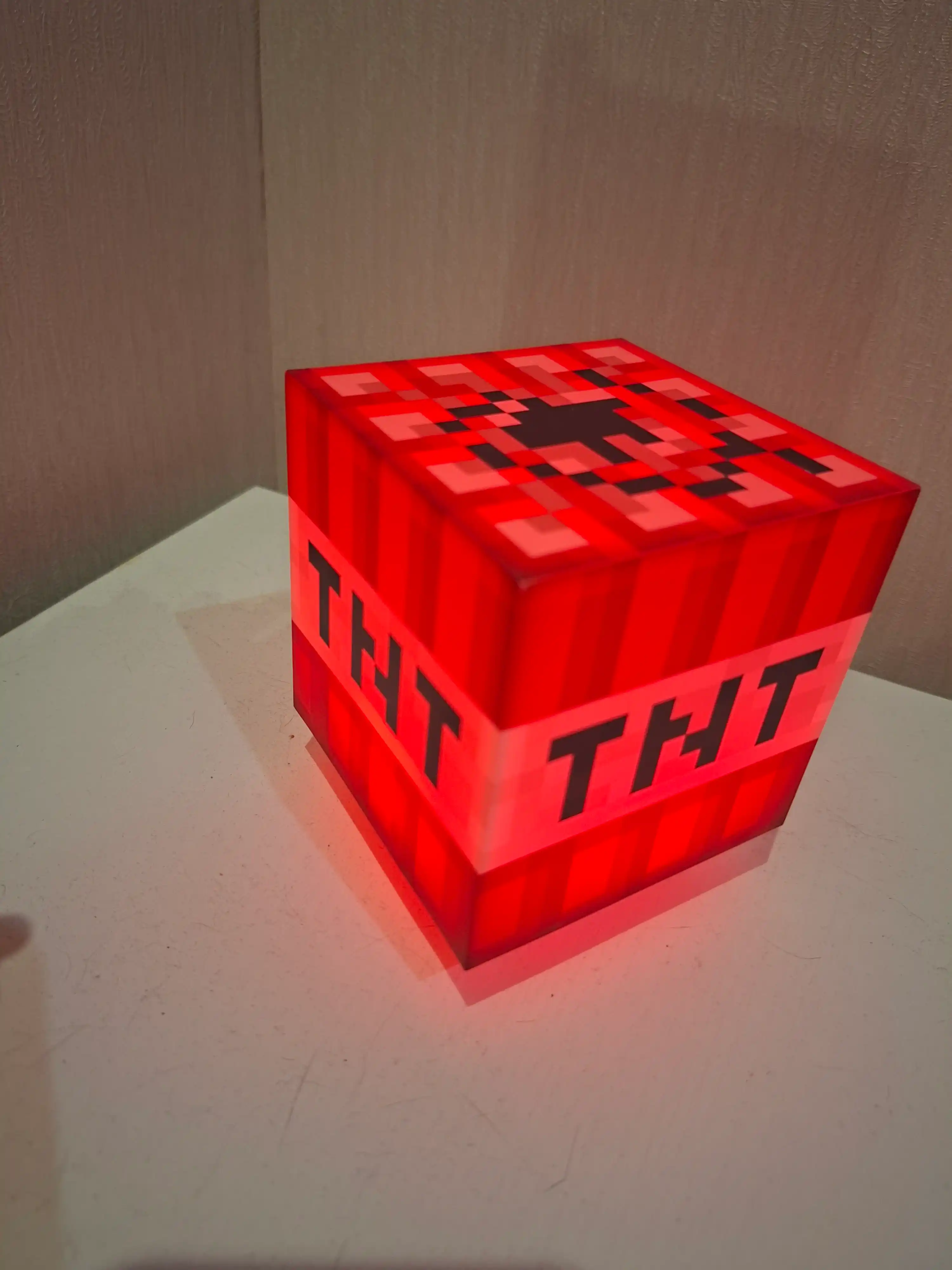 Minecraft LED tungi chiroq-fakel, dekorativ yoritgich maynkraft mario