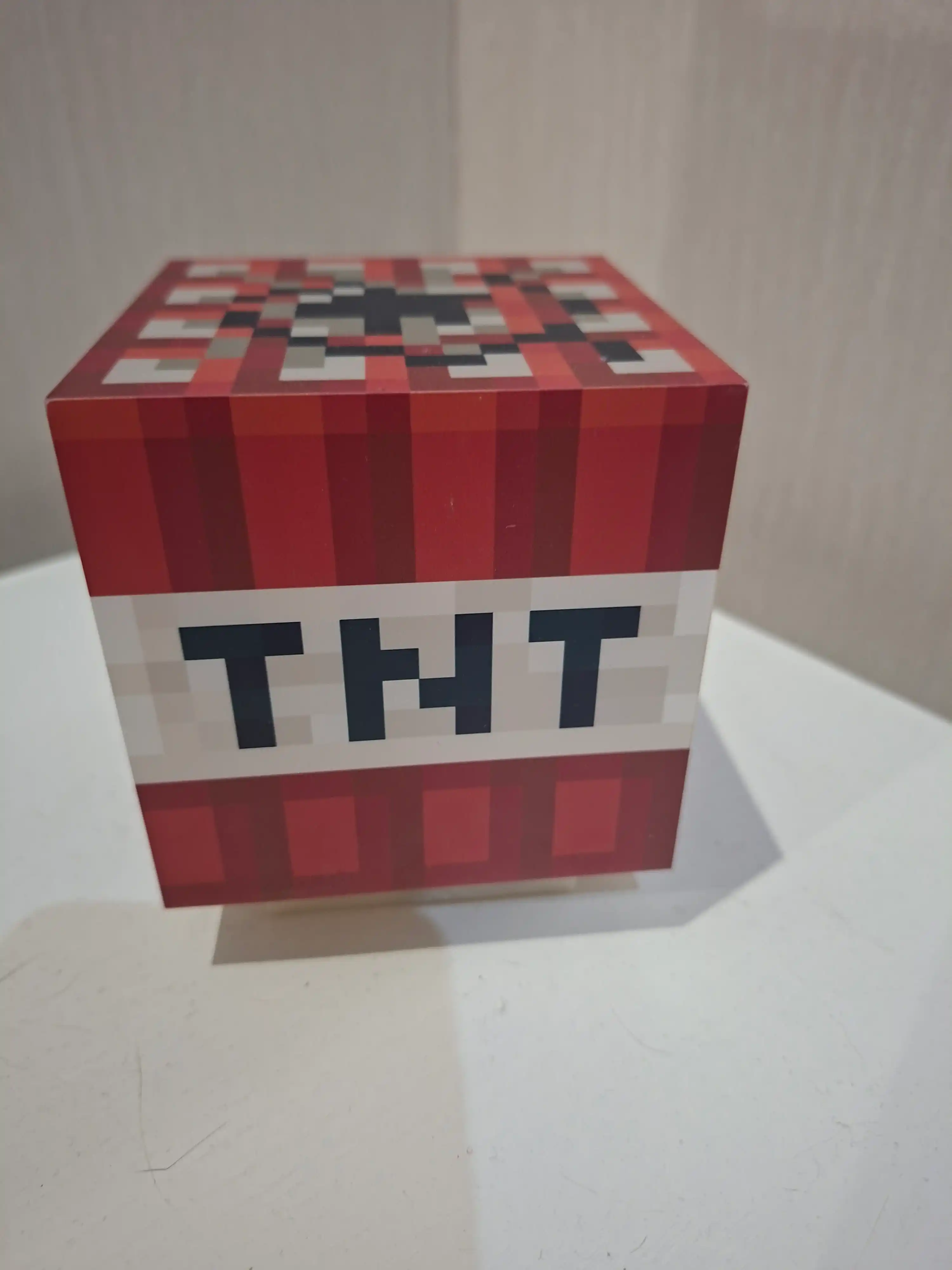 Minecraft LED tungi chiroq-fakel, dekorativ yoritgich maynkraft mario