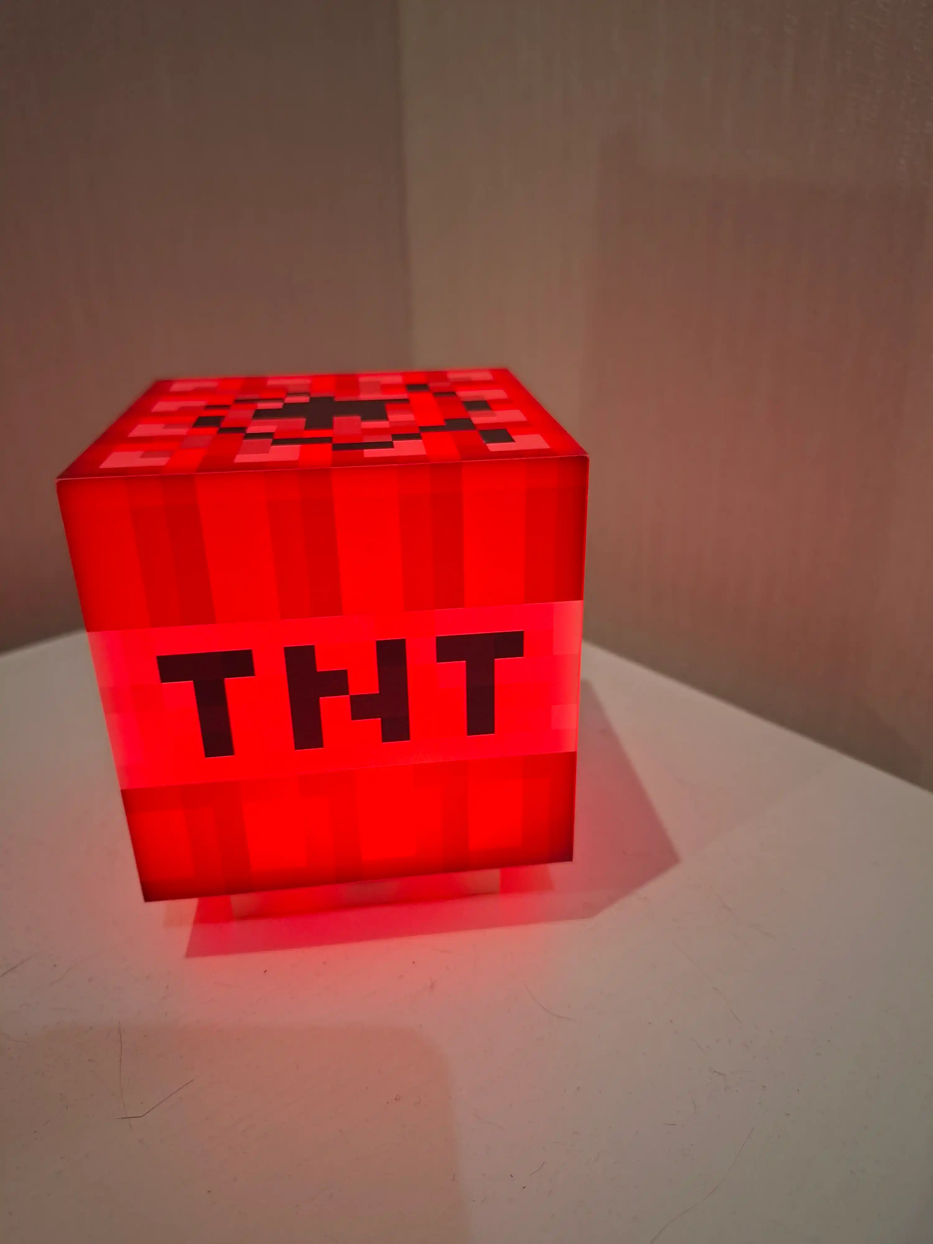 Minecraft LED tungi chiroq-fakel, dekorativ yoritgich maynkraft mario