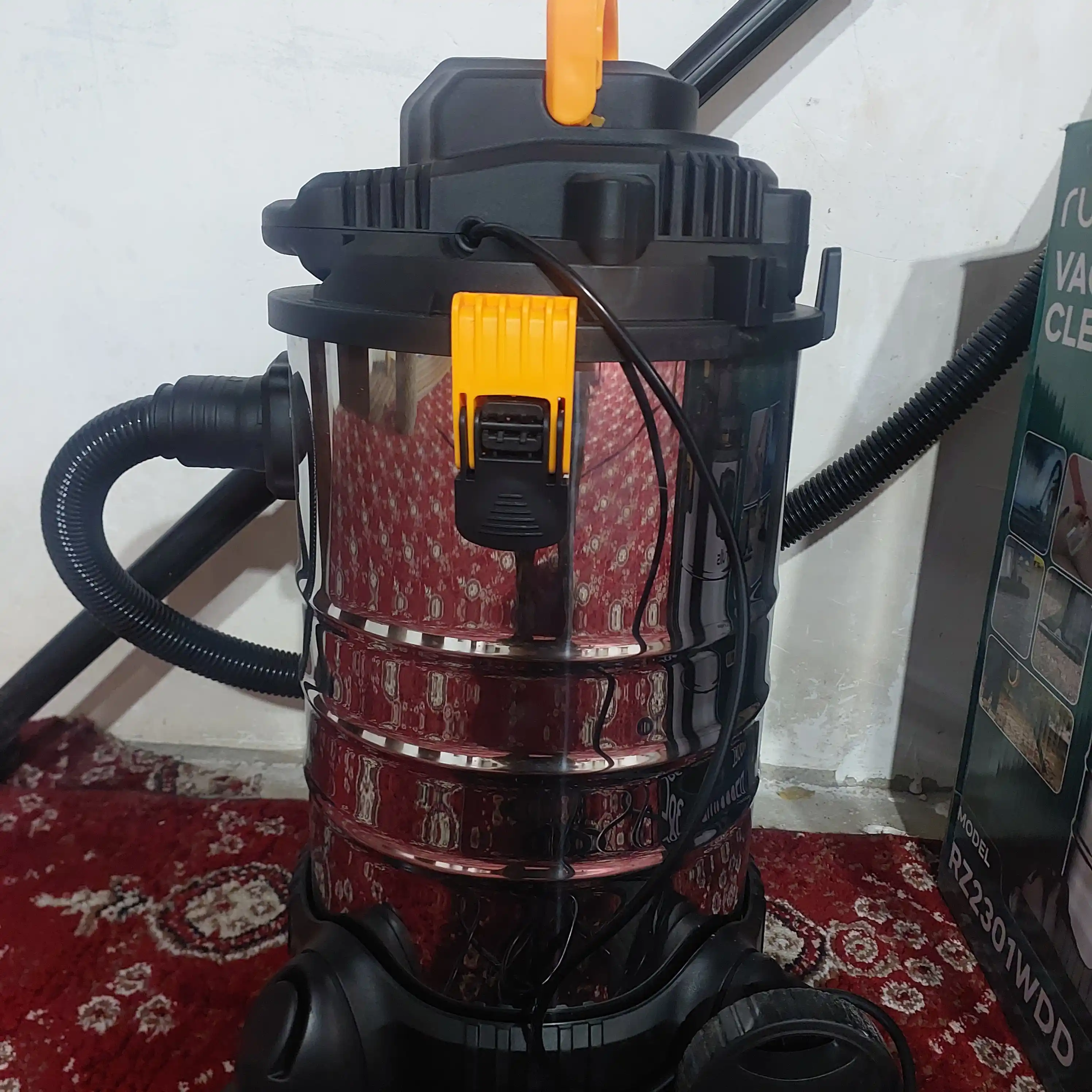 Пылесос строительный Rulls RZ2301WDD 30 л, 3 в 1, сухая и влажная уборка, выдув, моющий