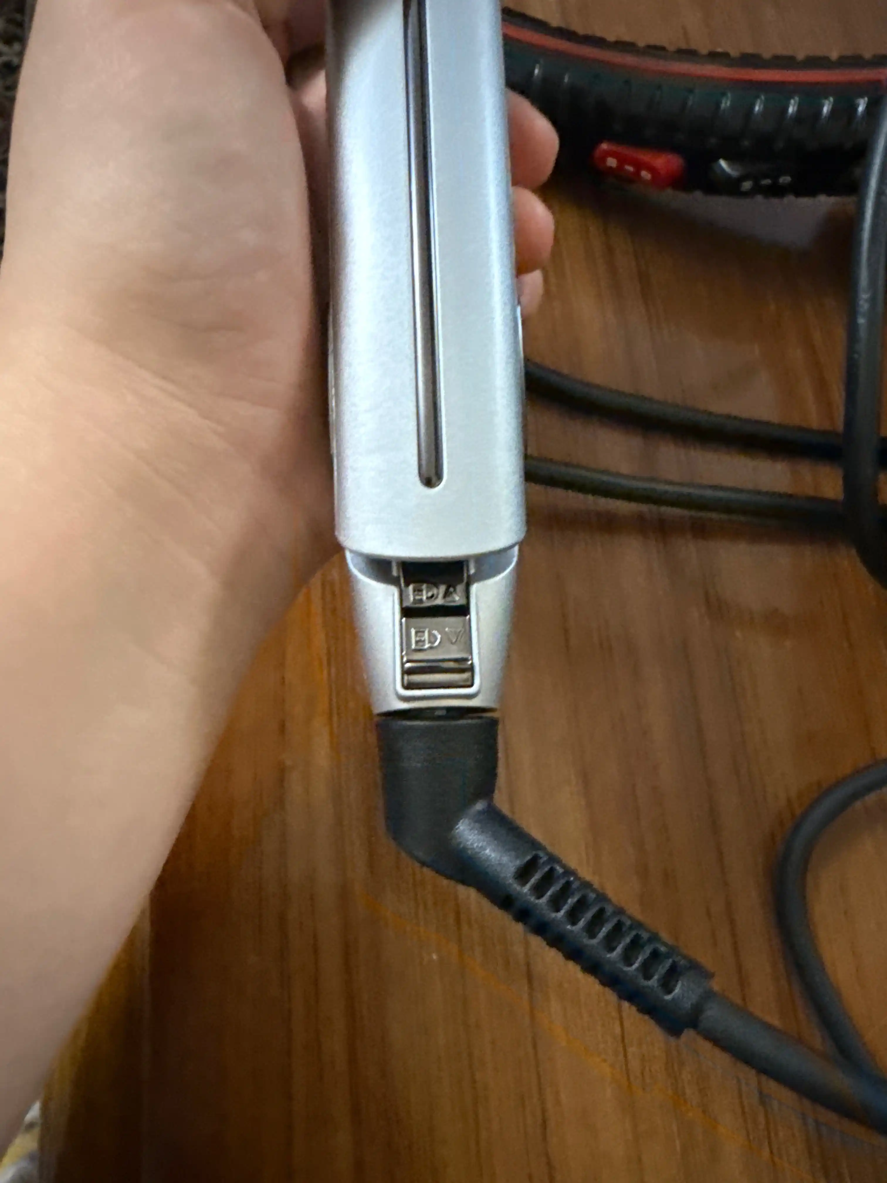 MAC professional soch tekkislovchi dazmol