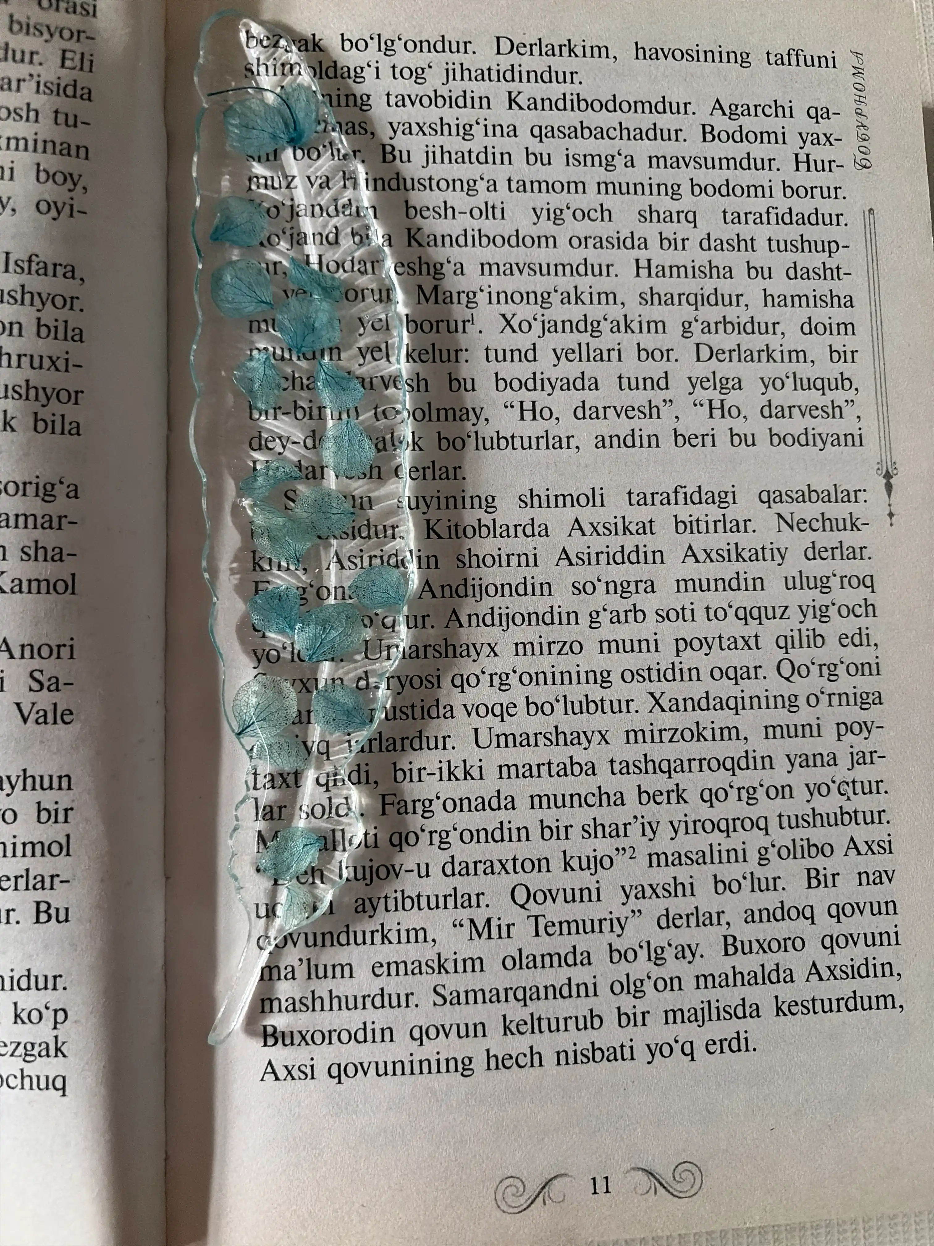 Epoksid smolasidan tayyorlangan xatchoʻp - kitobsevarlar uchun noyob sovg‘a
