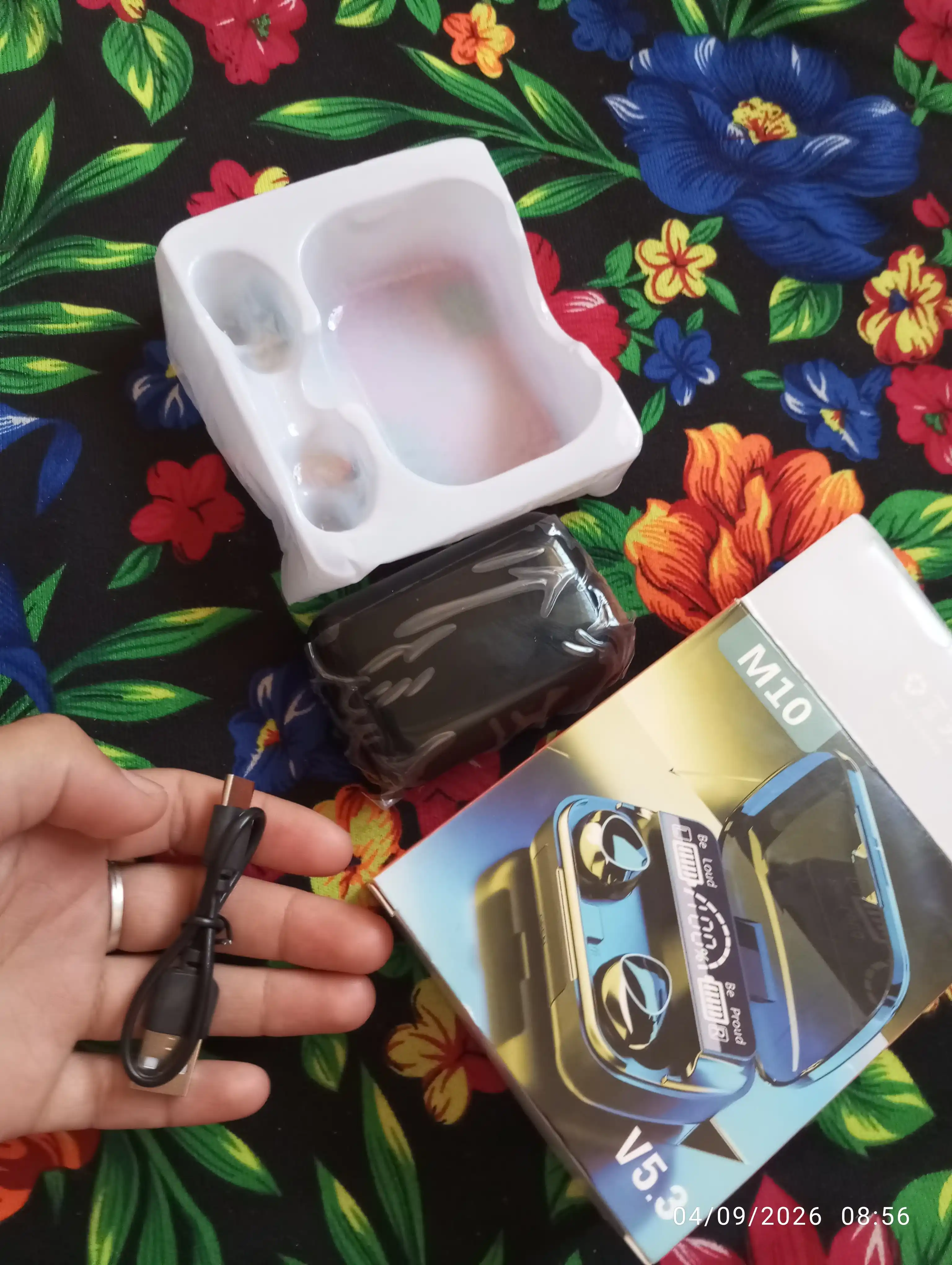 Наушники M10, M19 с чистым звуком и длительным временем работы от батареи