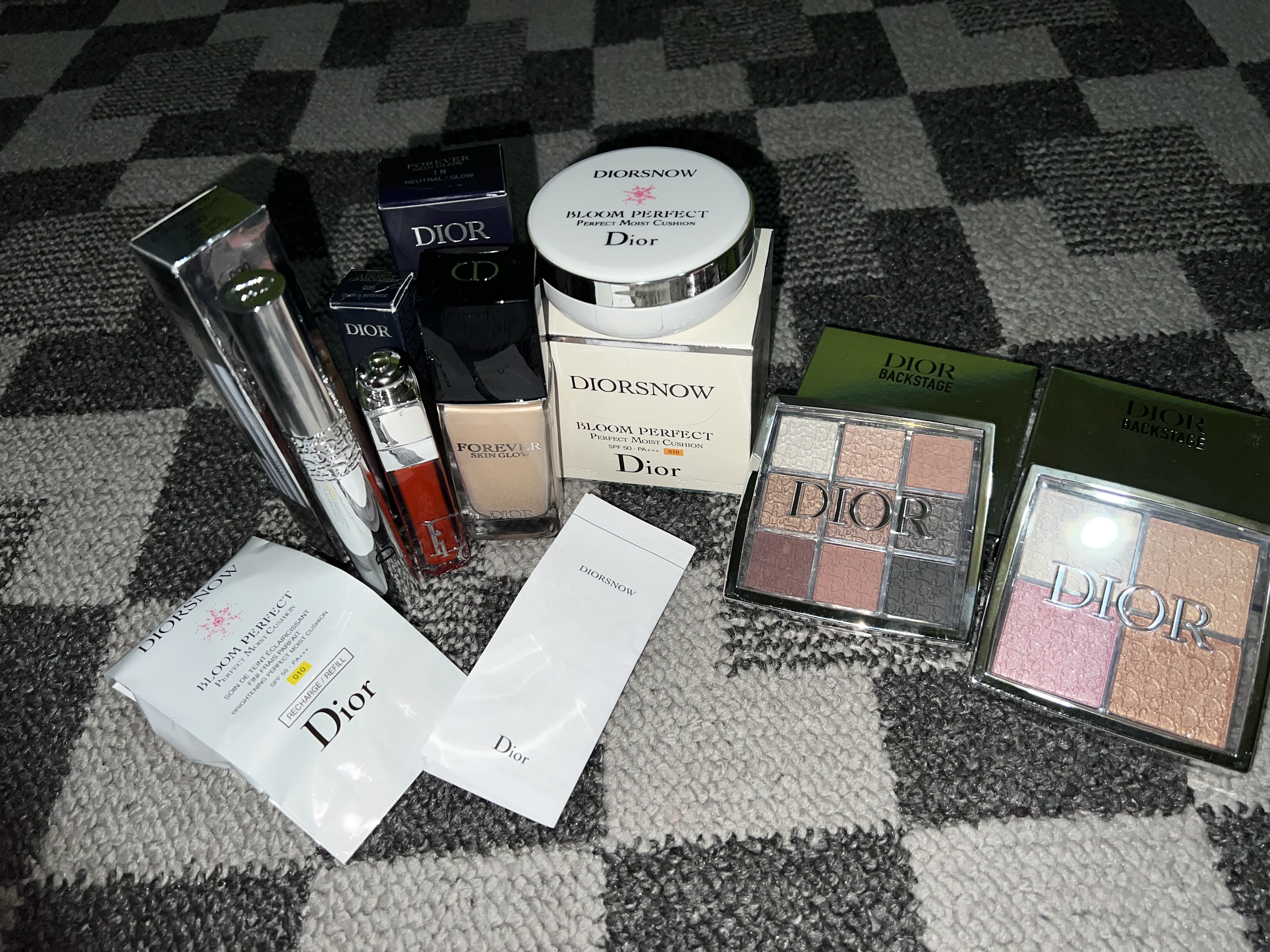 Набор косметики Dior, подарочный набор для женщин, тональный крем, палетка теней, тушь