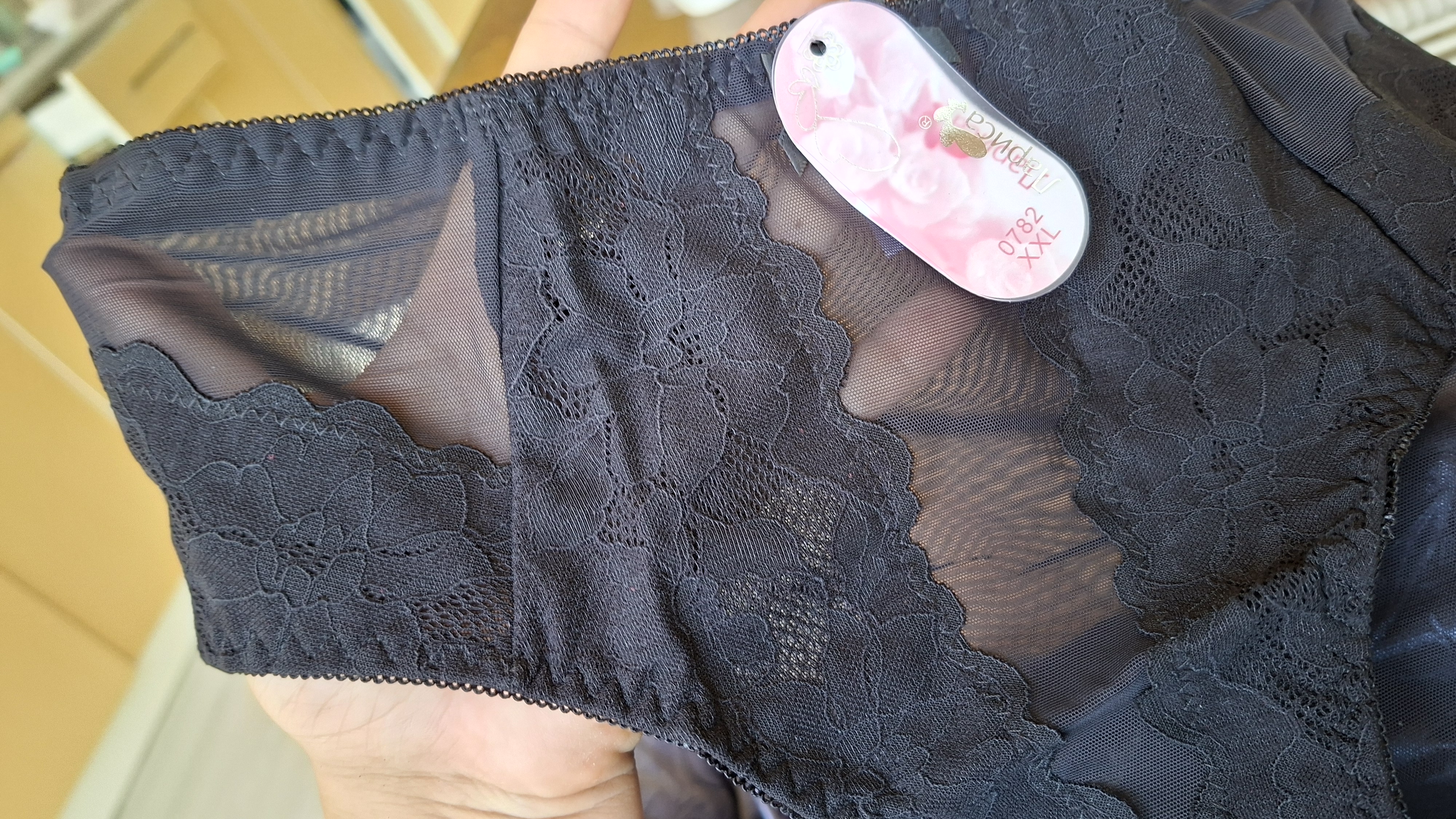 Katta o'lchamdagi elastik poliamiddan tikilgan ayollar trusiklari 2XL-4XL
