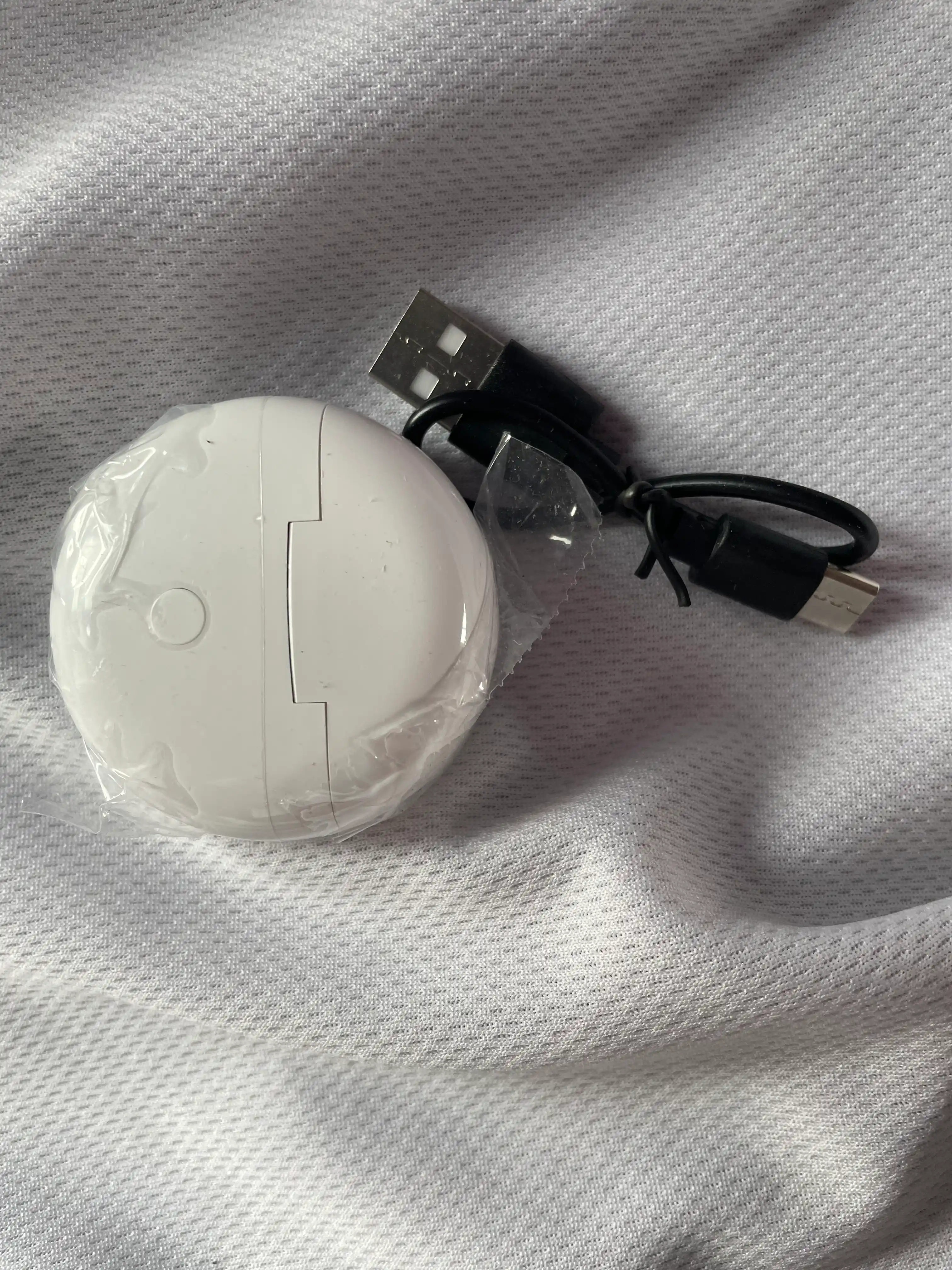 Pods Pro 5 va Pods Pro 6 simsiz quloqliklari