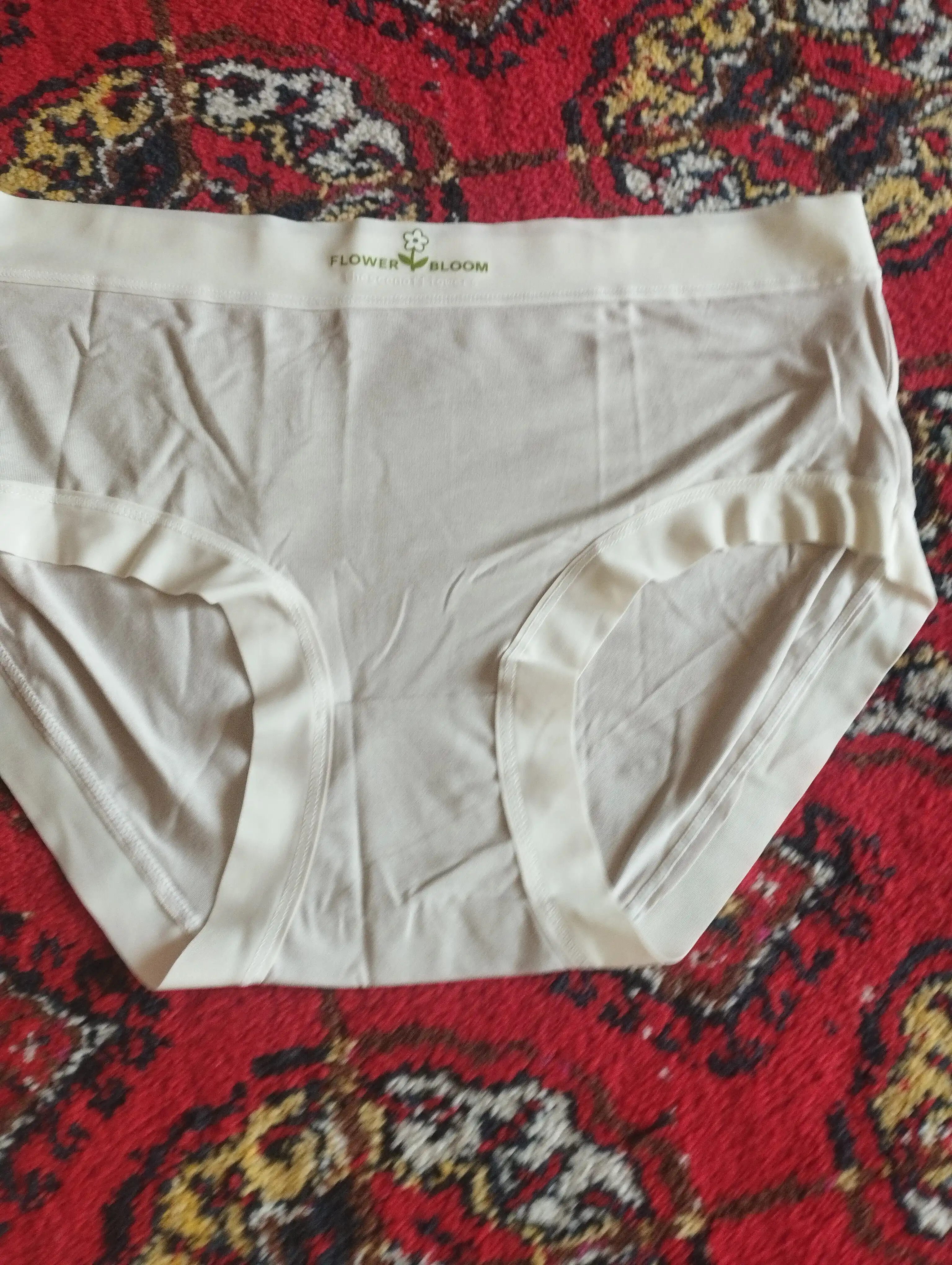 Ayollar uchun baland belli, yumshoq, elastik, qulay va kundalik kiyishga mos ichki kiyim