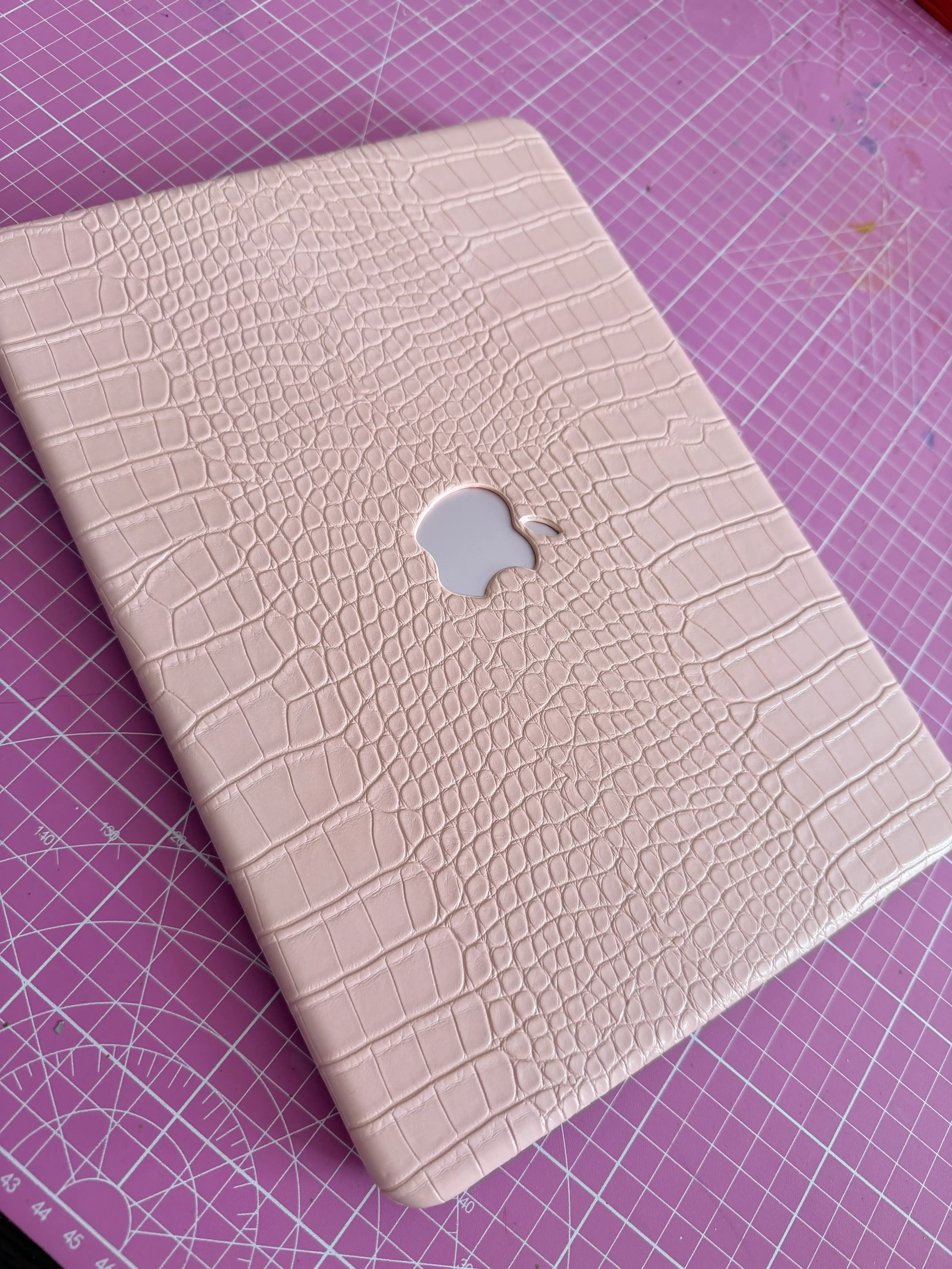Macbook uchun charm g'ilof, Neo, Pro, Air 13.3/13.6/14 inch