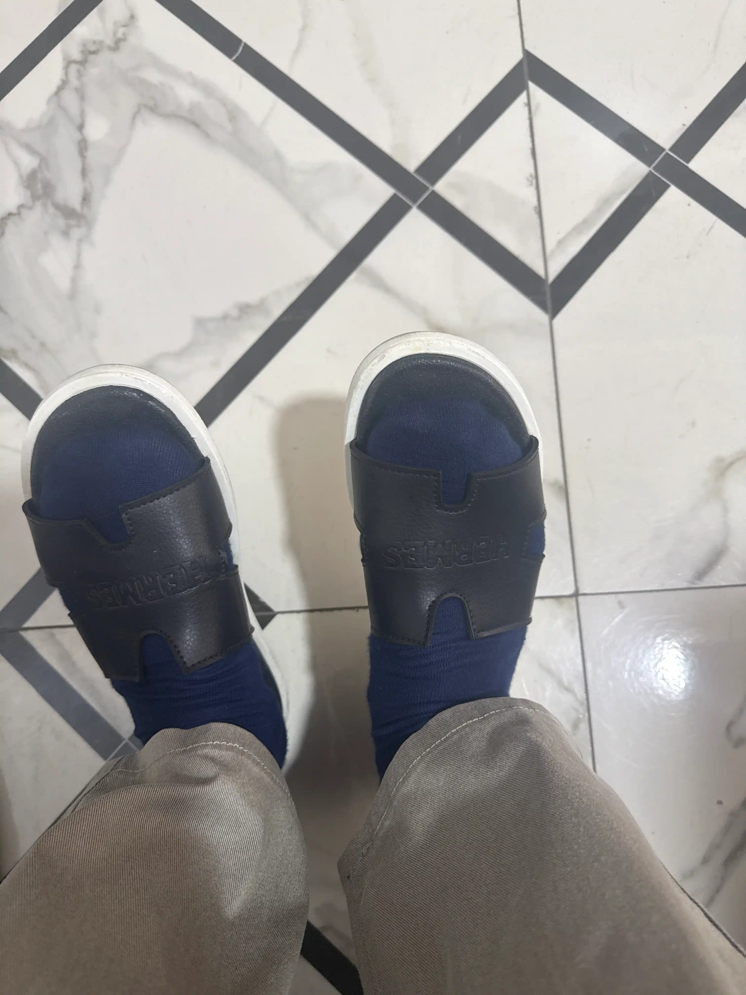 Erkaklar poyabzali, Hermes, shippaklar, yozgi poyabzal, 39-44