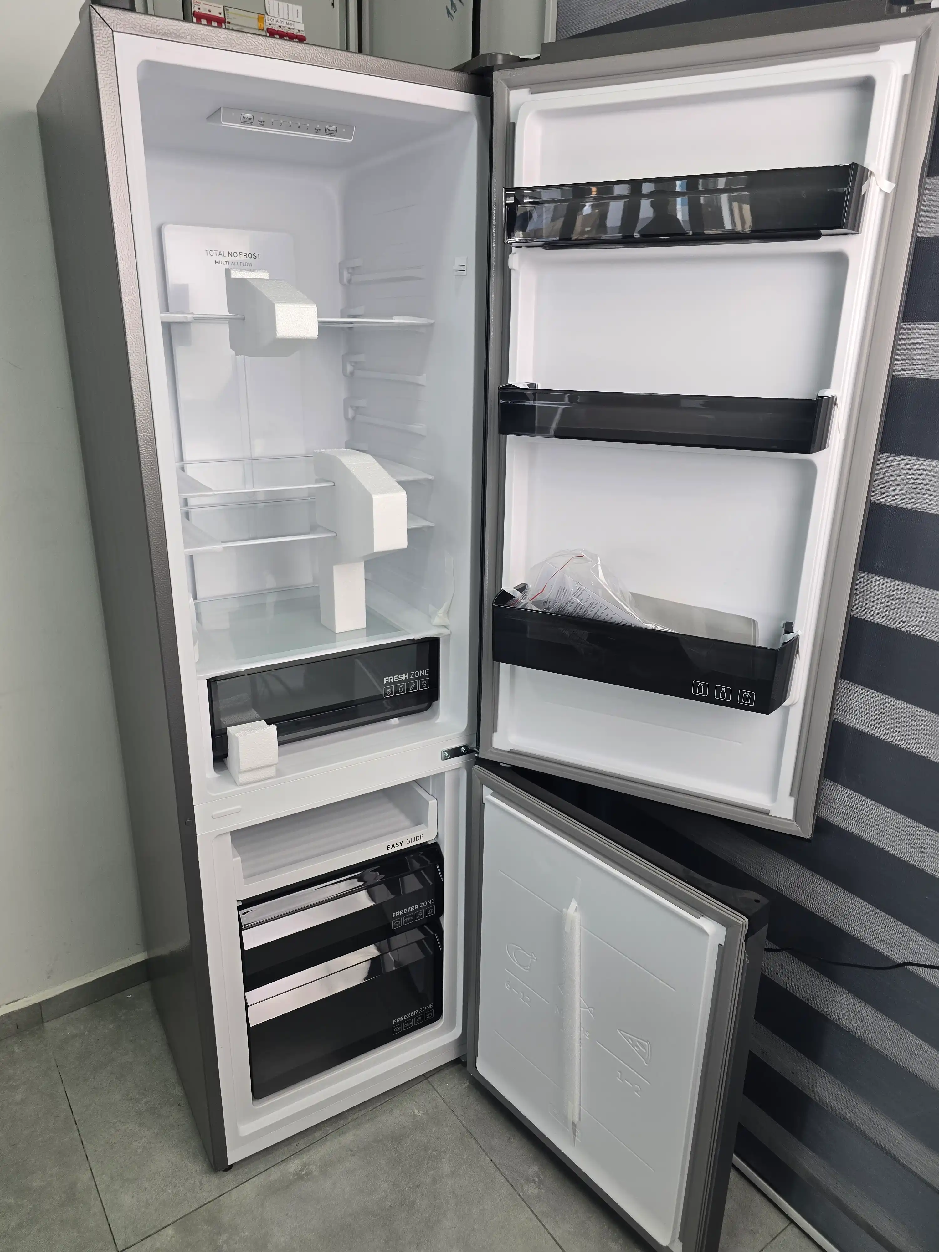 Холодильник Ziffler BRF-270BFB, 270 л, No Frost, Inverter, 3 года гарантии