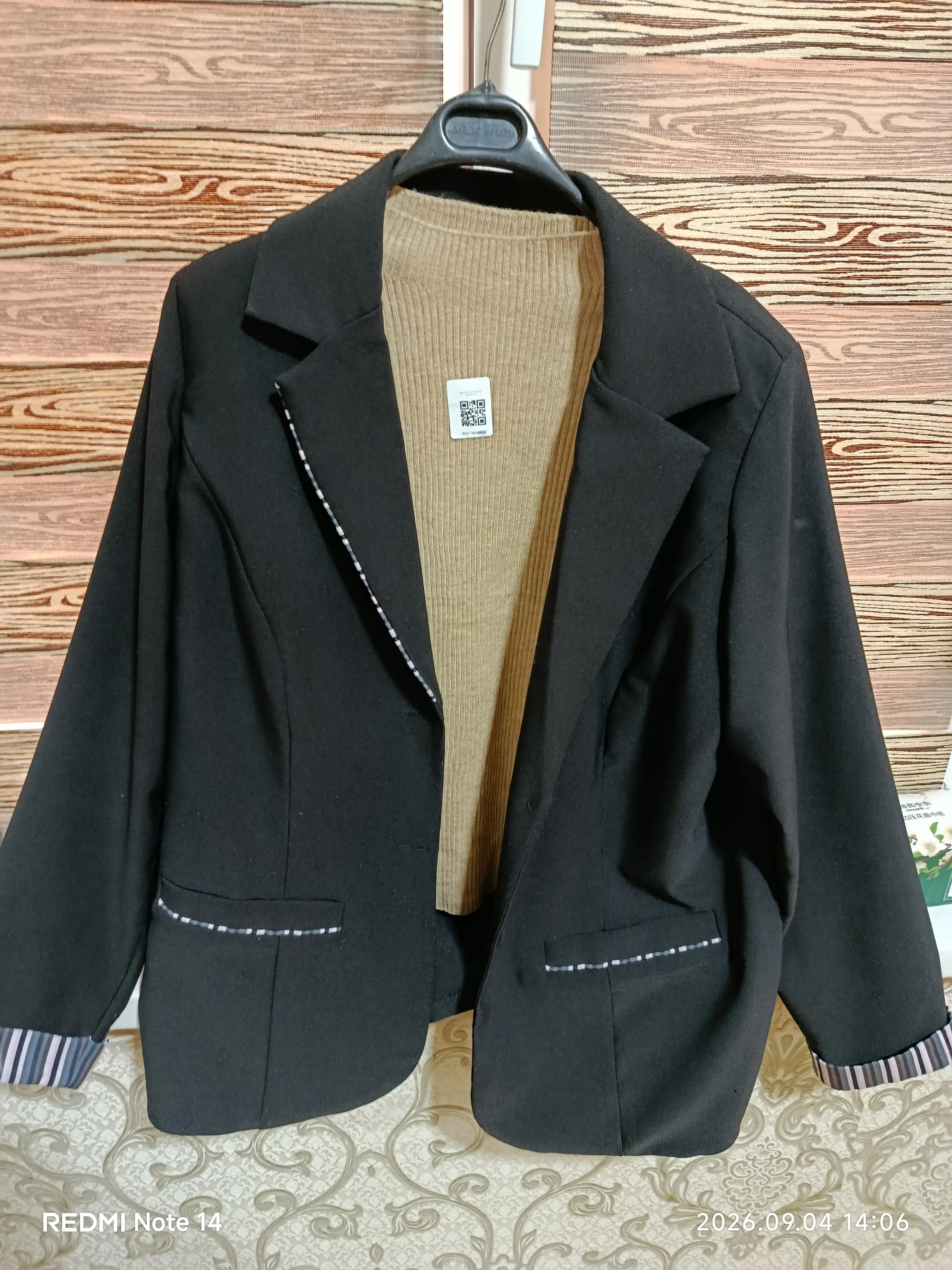 Ayollar uchun qovurg‘ali, tugmali kundalik vodolazka, S–2XL