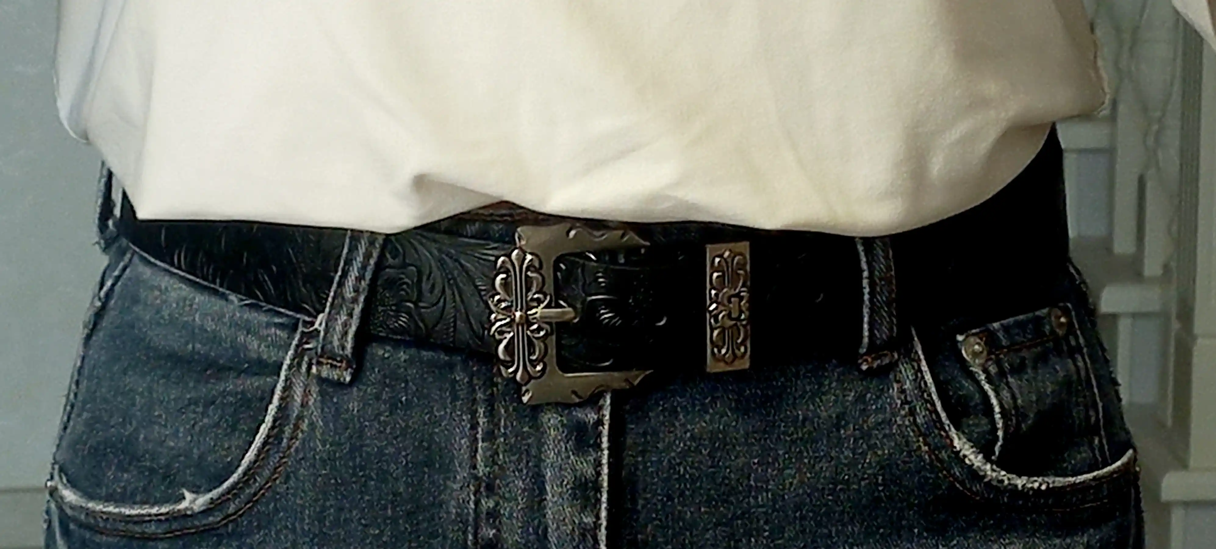 Chrome Hearts Y2K uslubidagi naqshli kamar, o'yma metall to'qa bilan (qora, jigarrang)