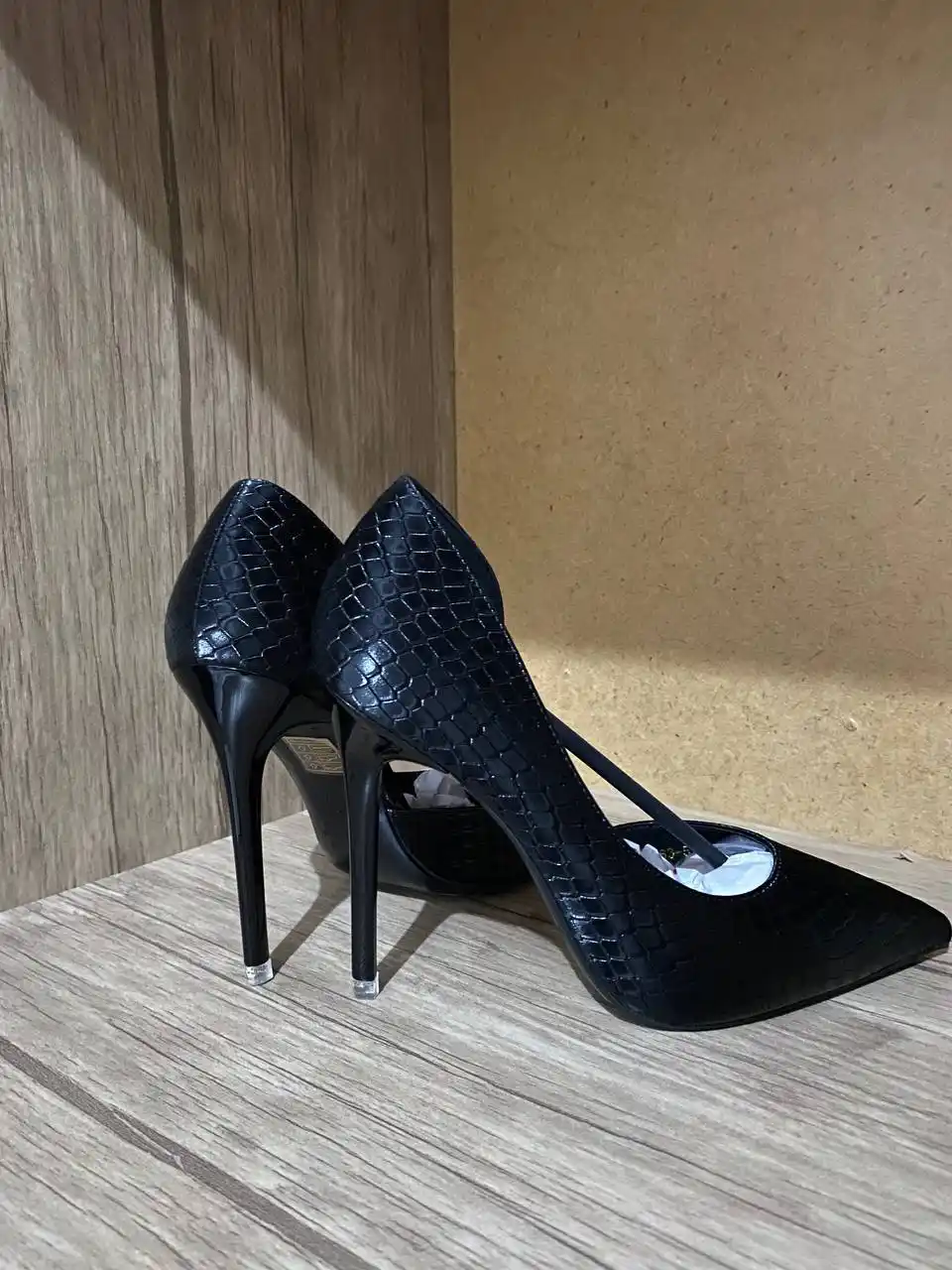 TUFLI, Ayollar oyoq kiyimi, Baland Poshnali, klassik Tufli, To‘y va Bayram uchun