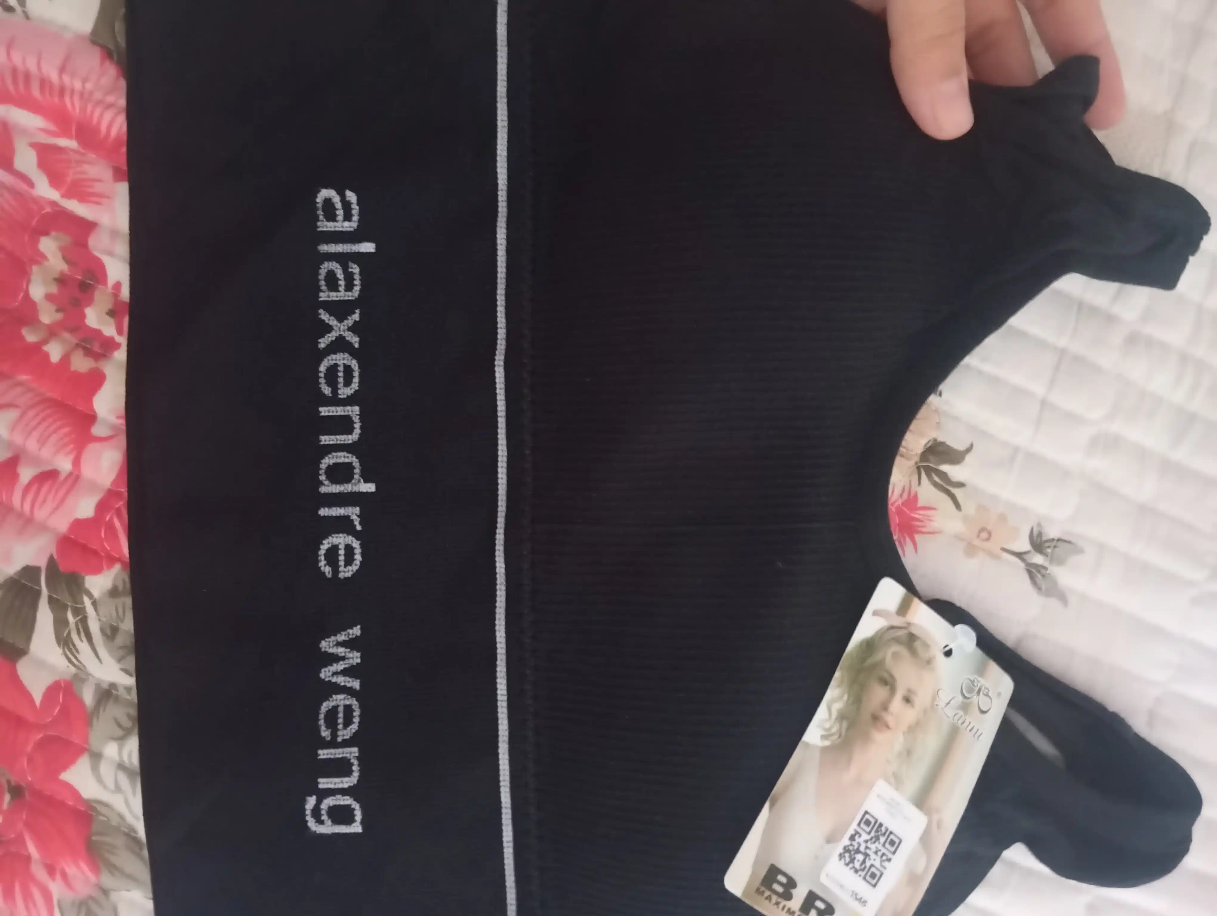 Ayollar uchun sport top, olinadigan kosachali, standart razmer