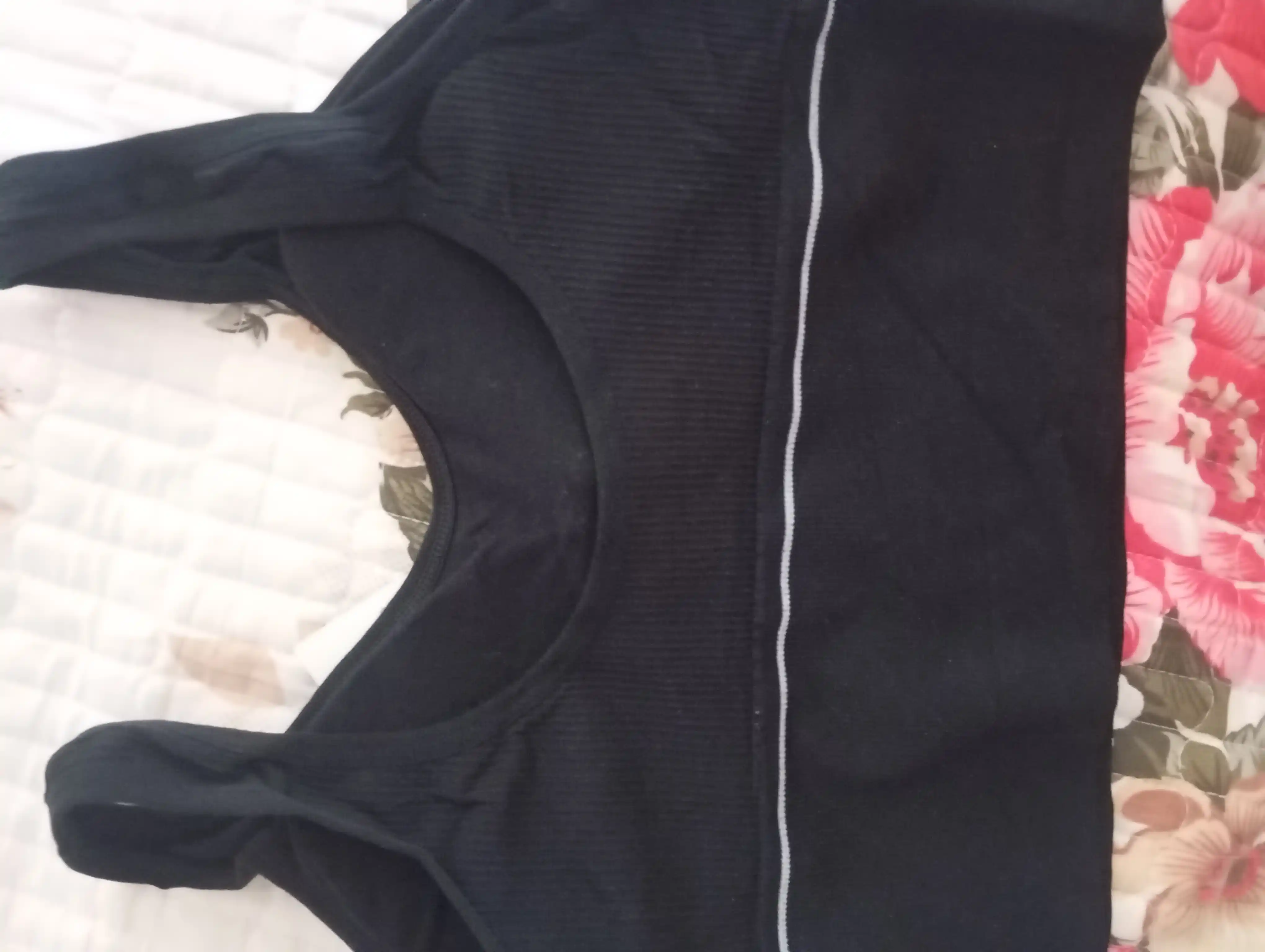 Ayollar uchun sport top, olinadigan kosachali, standart razmer