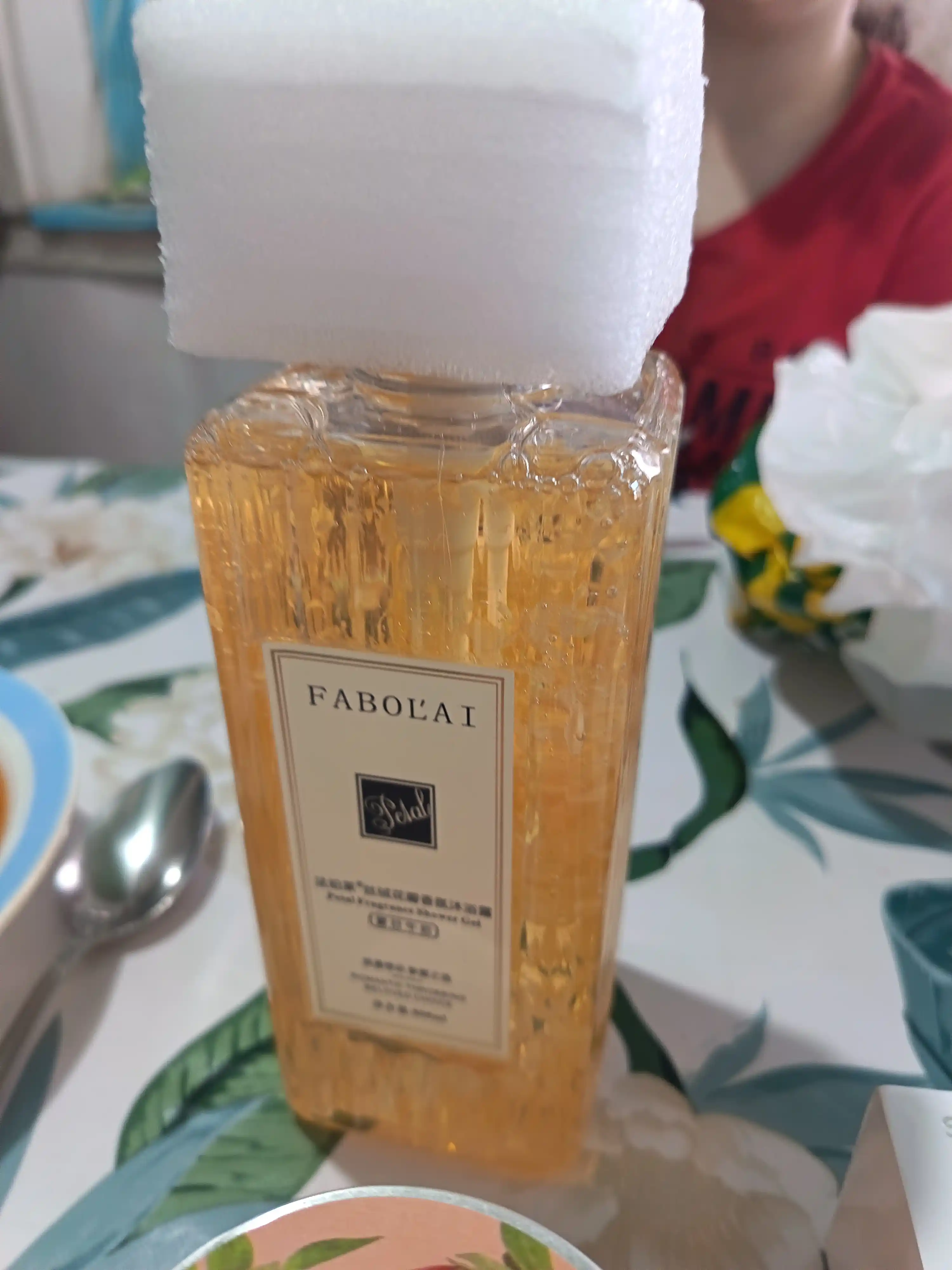 FABOL'AI 800мл, ароматный гель-скраб для душа - Rich Fragrance