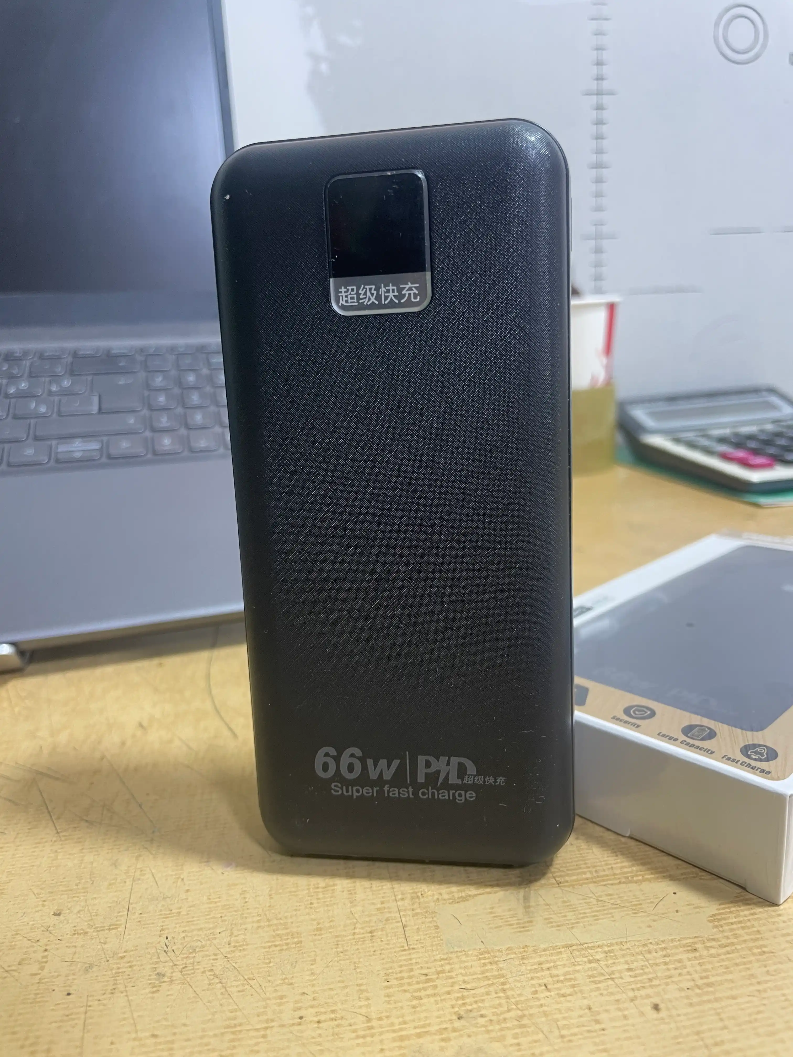 Power Bank 20000mA +4 kabel bilan tezkor quvvat bilan tashqi akkumulyatori