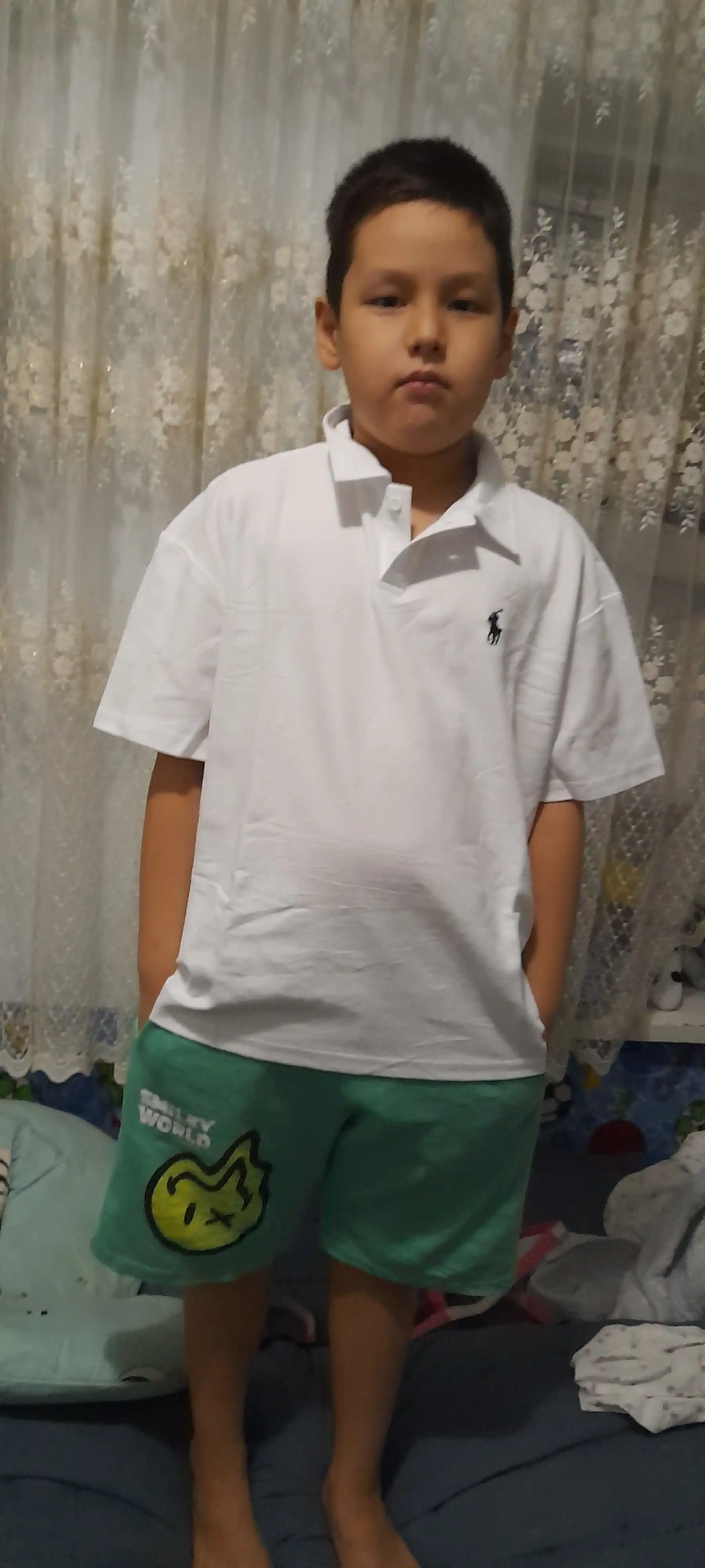Maktab uchun polo futbolka