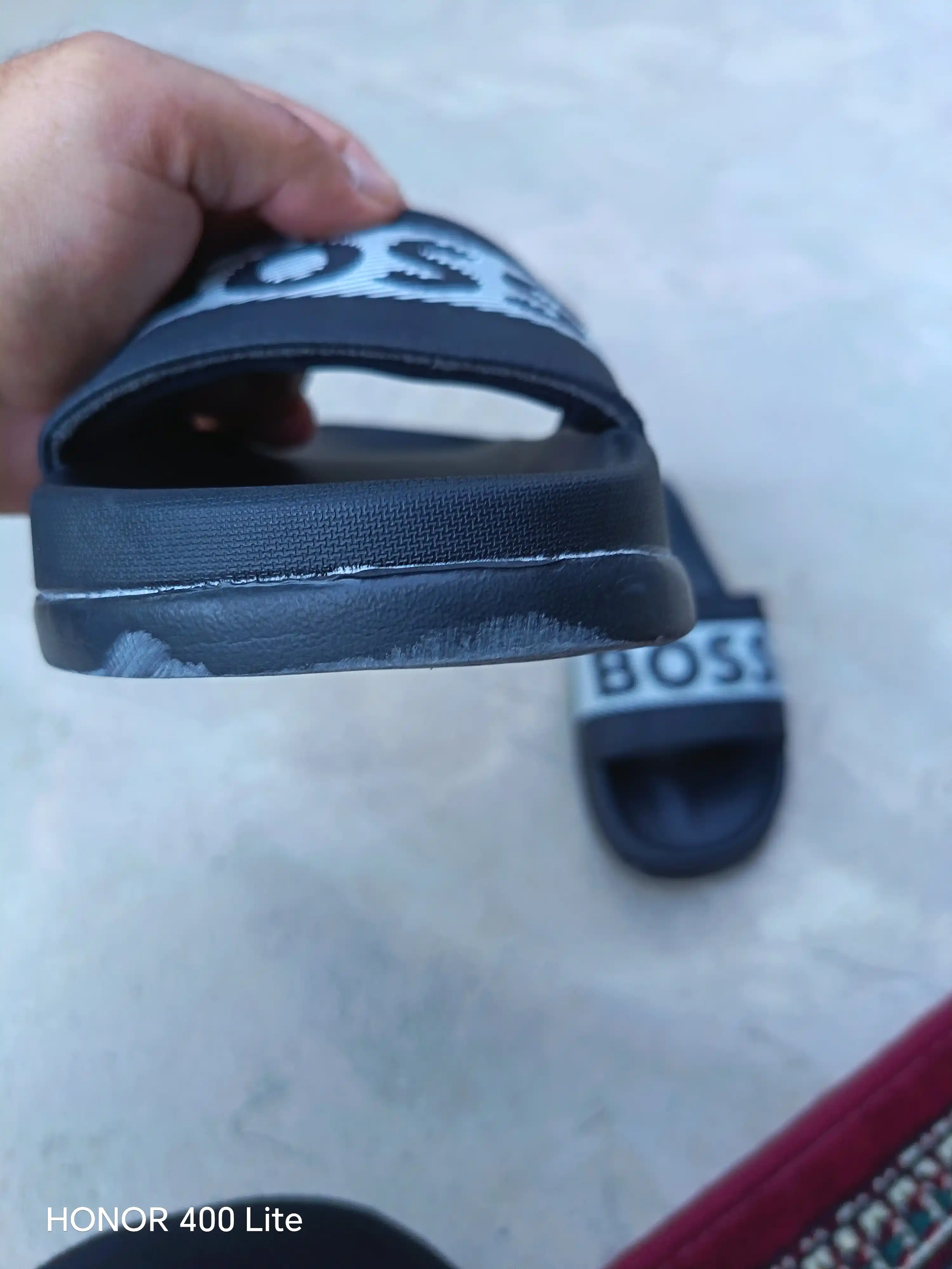 Современные мужские шлепанцы BOSS