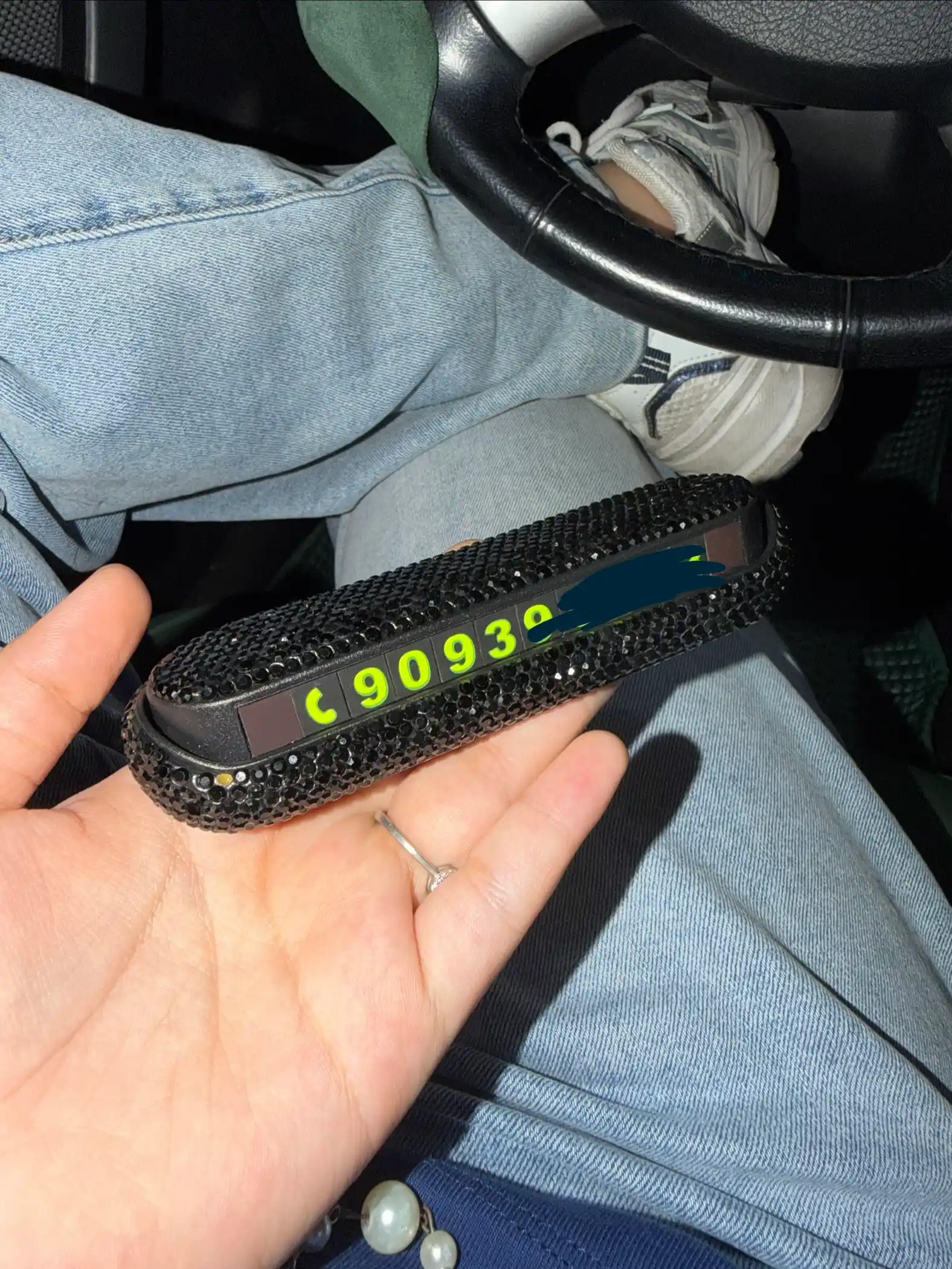 Premium strazli avtovizitka – avtomobil uchun telefon raqami ko'rsatkichi