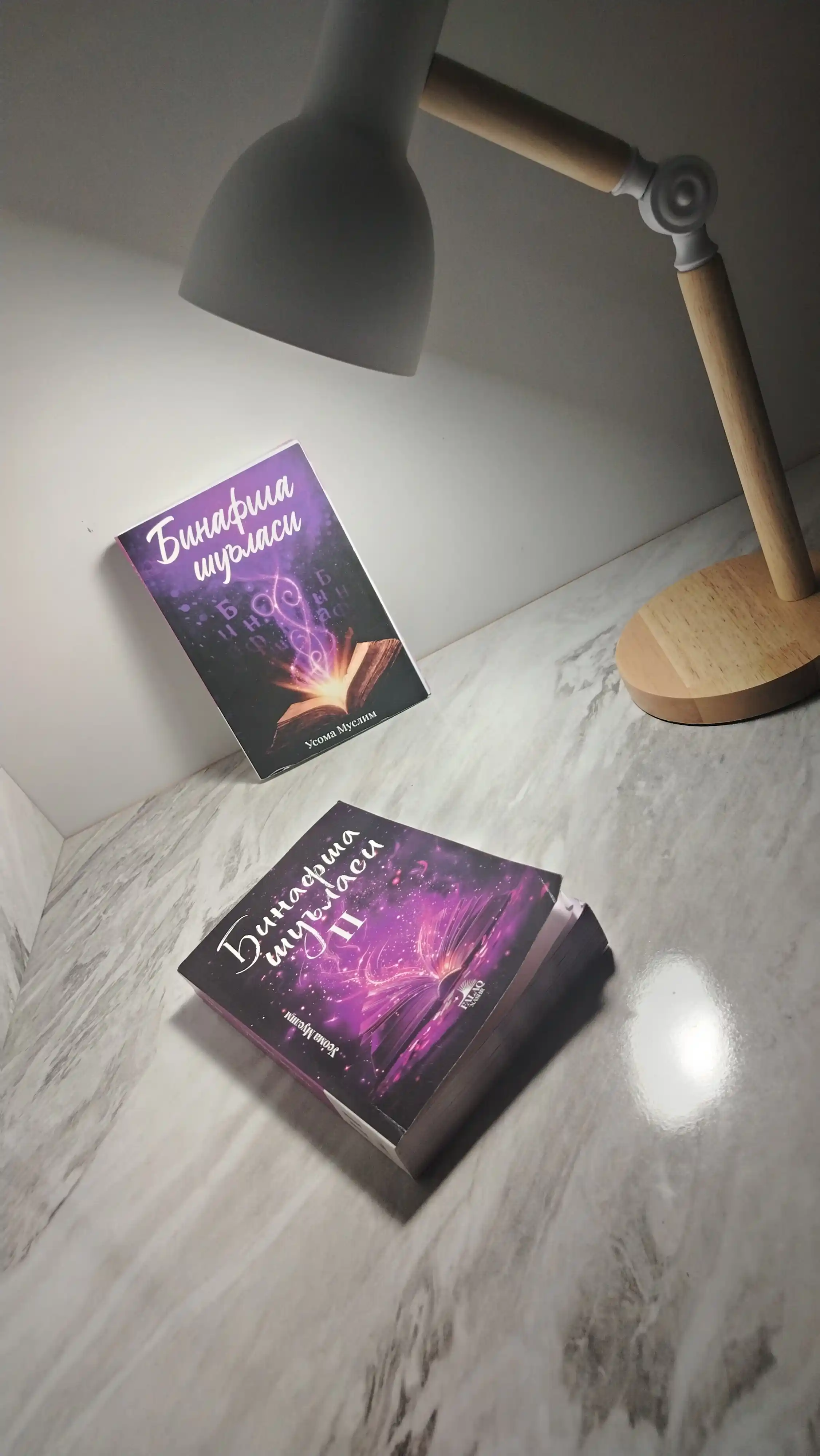 Klassika uslubidagi stol lampasi
