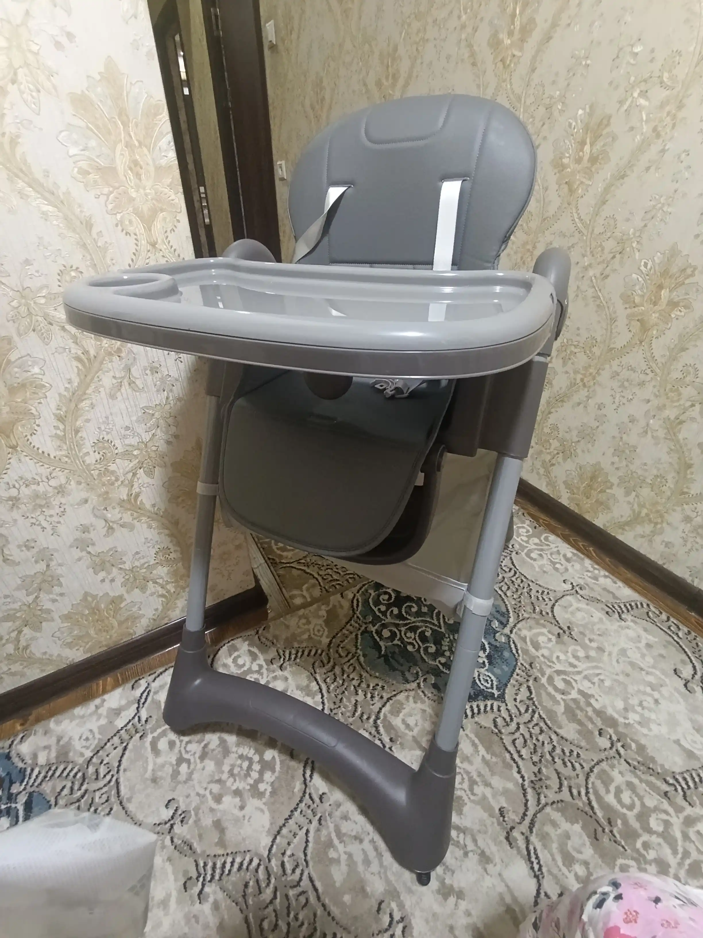 Стульчик для кормления детей, экологически чистая кожа, 2 в 1