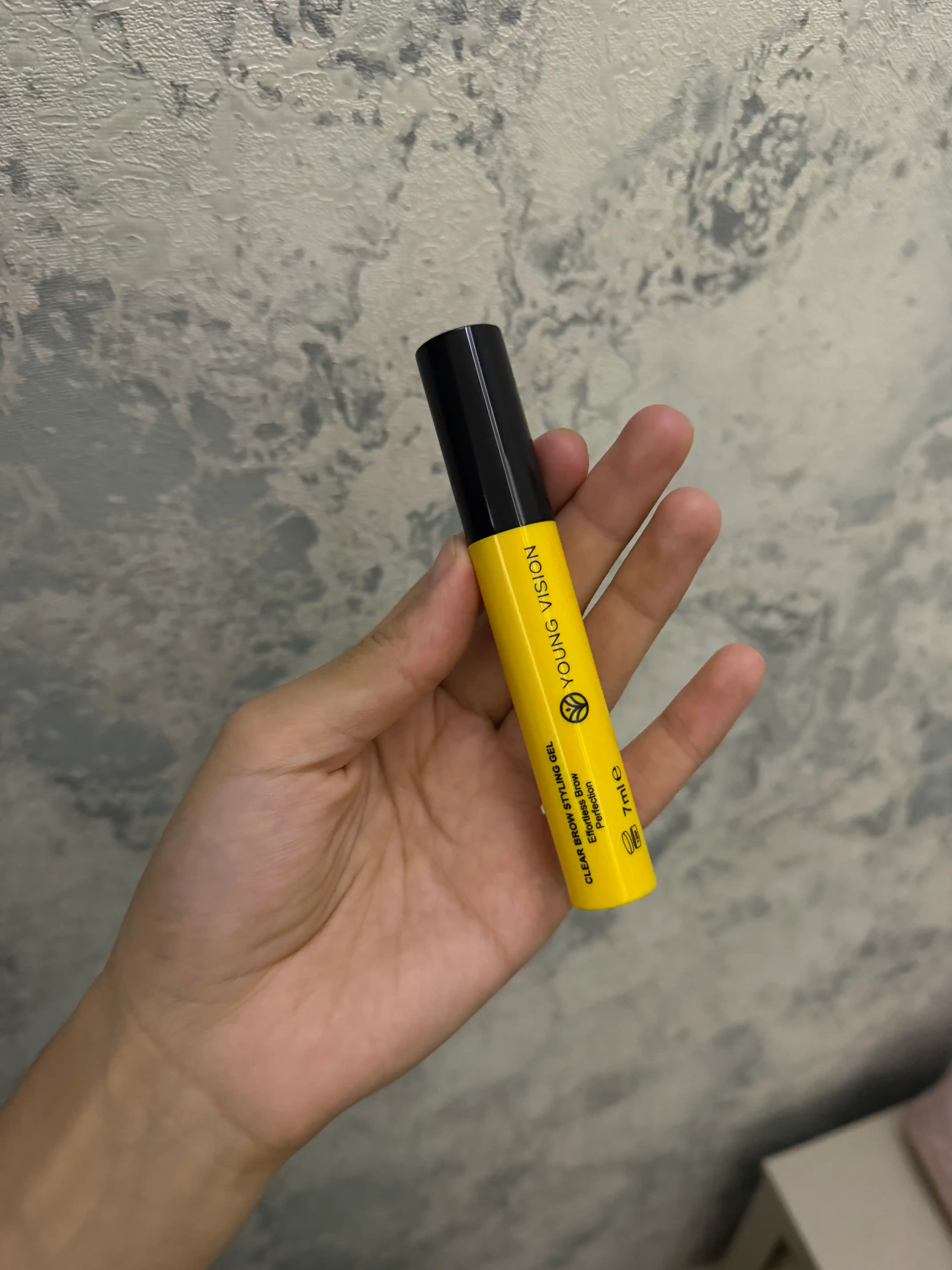 Qoshlarni mahkamlash uchun "Young Vision" geli - tabiiy fiksatsiya, 7 ml